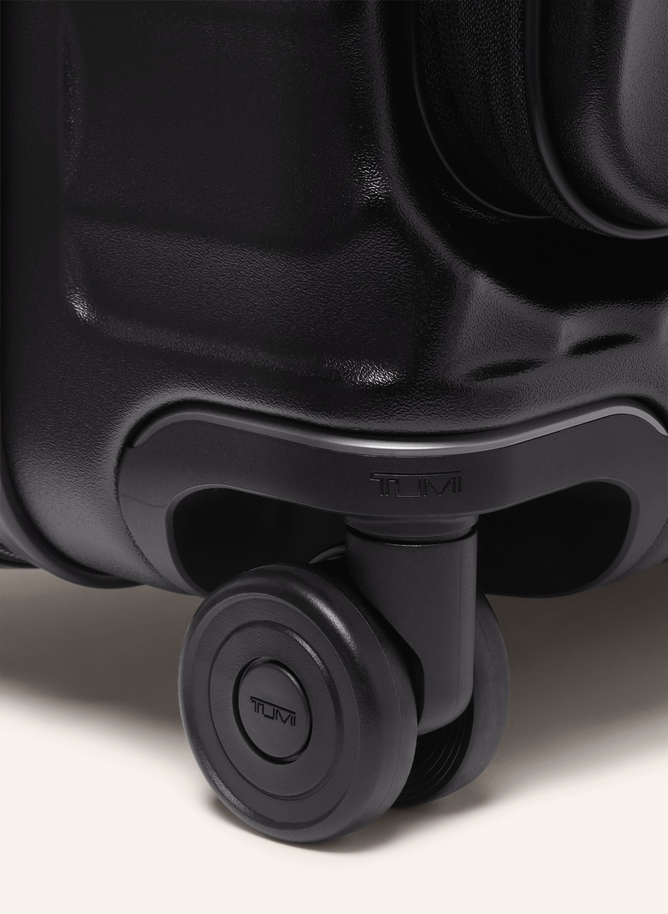 TUMI 19 DEGREE Trolley MEDIUM FRONT ACCESS EXPANDABLE CHECKED: SCHWARZ