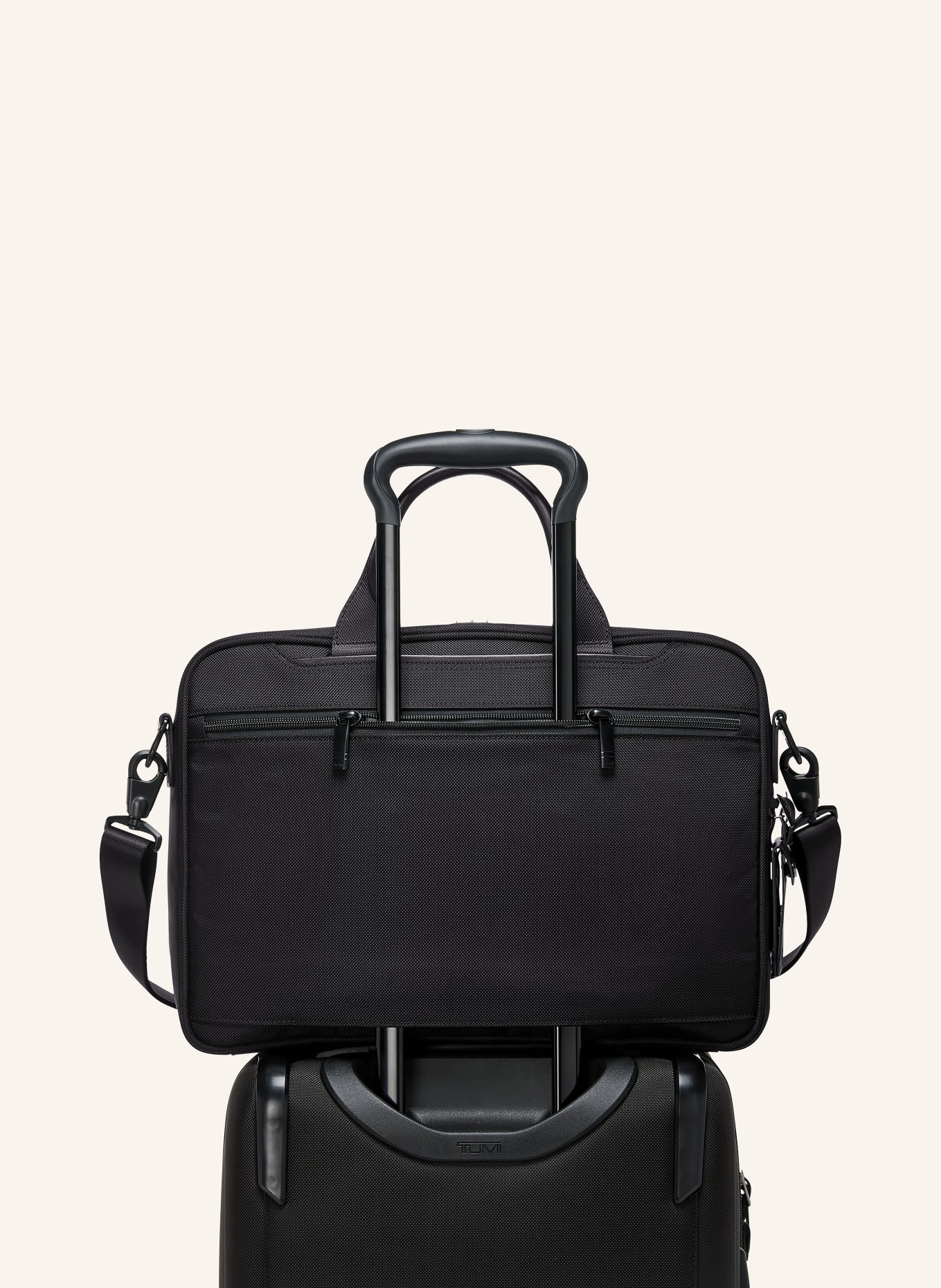 TUMI ALPHA Laptop-Tasche MEDIUM: SCHWARZ