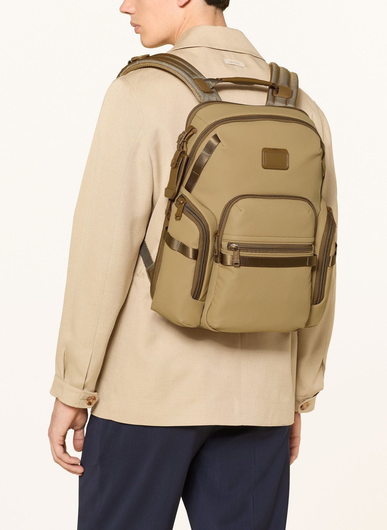 TUMI ALPHA BRAVO NAVIGATION backpack with laptop compartment: KHAKI / OLIVE