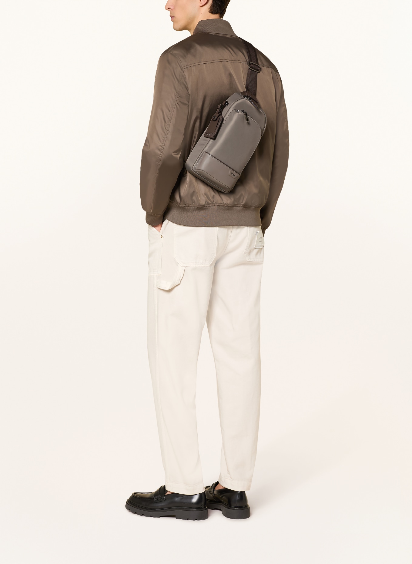 TUMI HARRISON Shoulder Bag GREGORY SLING: GRAY / DARK BROWN / BLACK