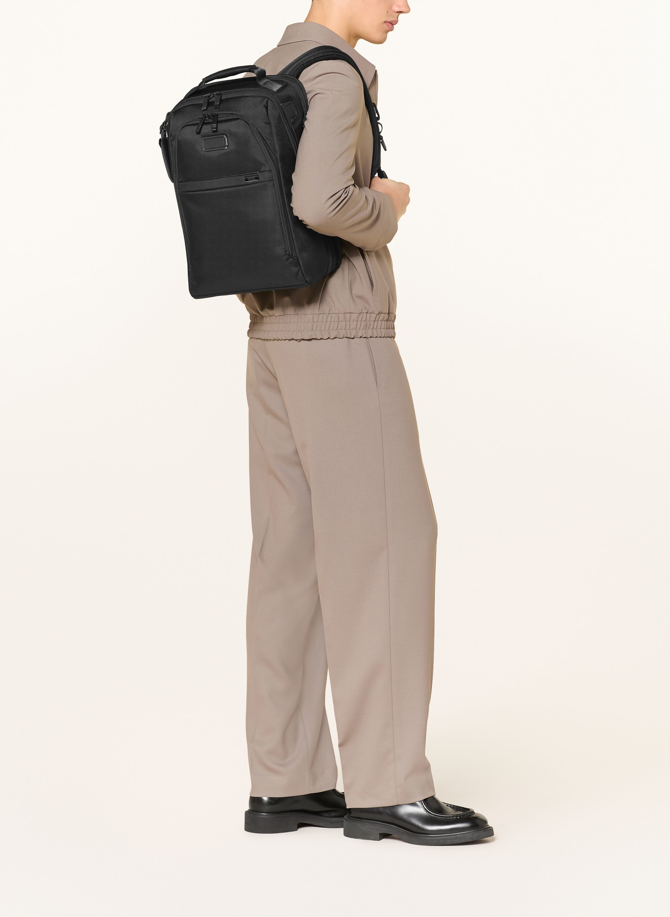 TUMI ALPHA MEDIUM EXPANDABLE backpack with laptop compartment: BLACK