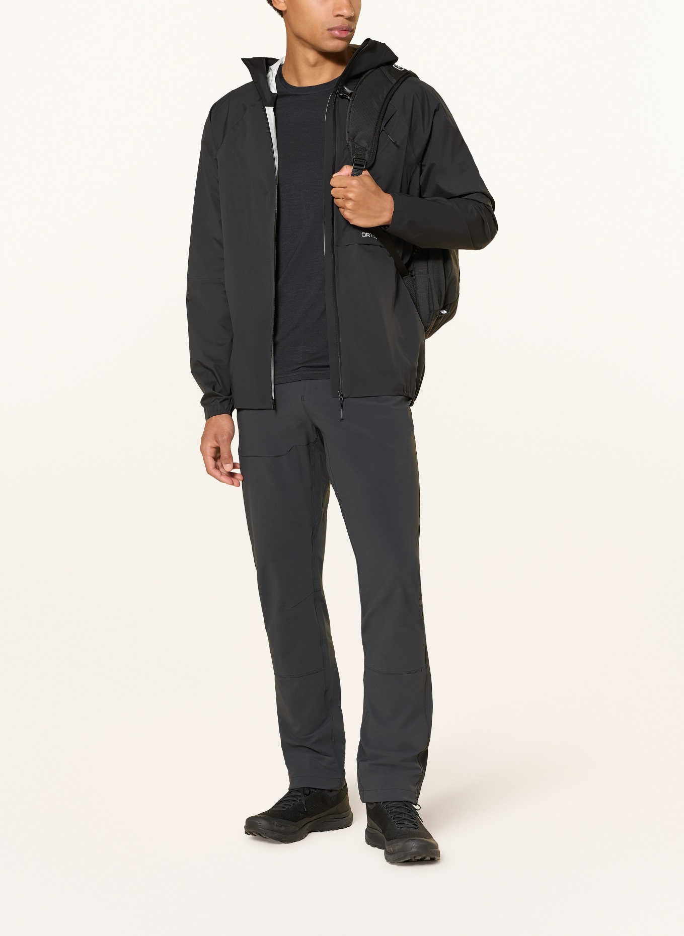 ORTOVOX Hardshell-jas TRACE 2.5L: ZWART