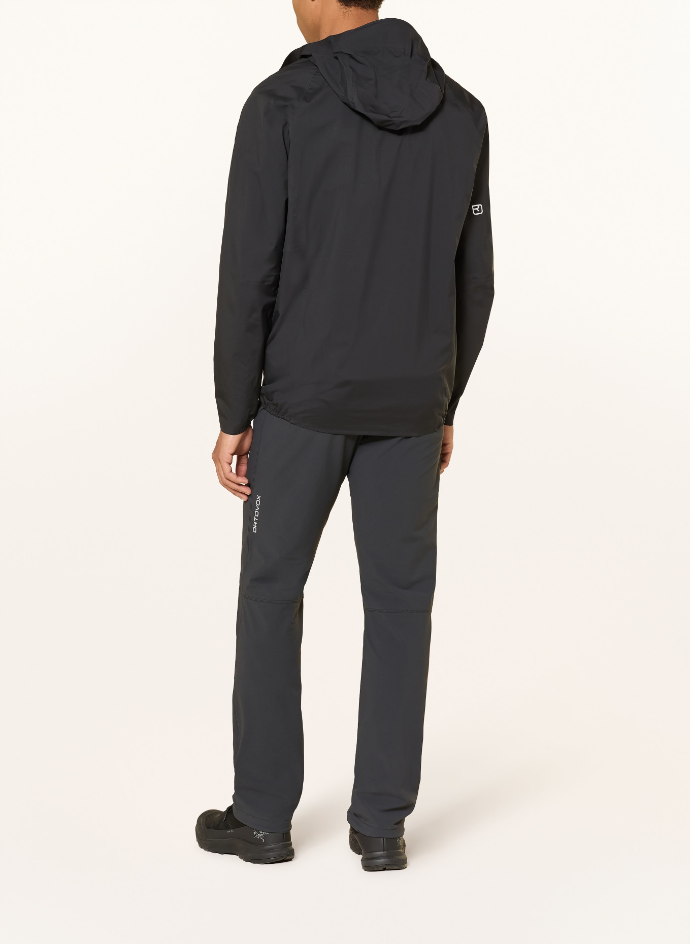 ORTOVOX Hardshell-jas TRACE 2.5L: ZWART
