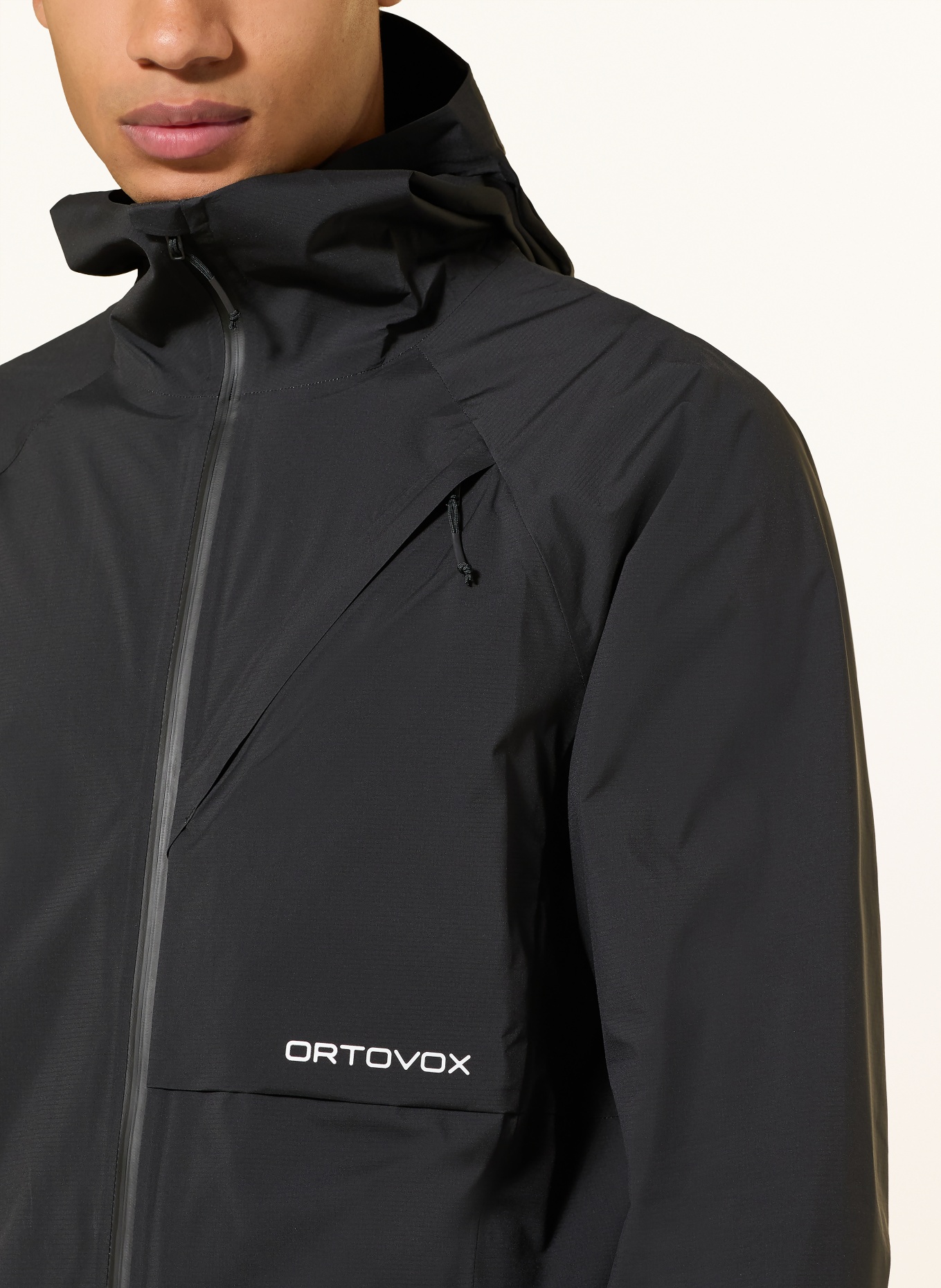ORTOVOX Hardshell-jas TRACE 2.5L: ZWART