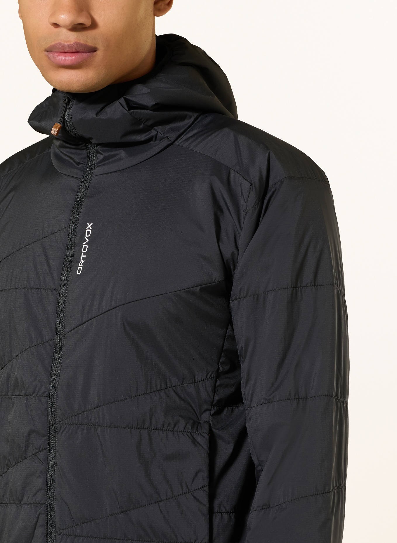 ORTOVOX Gewatteerd jacke SWISSWOOL PIZ DUAN JACKET: ZWART