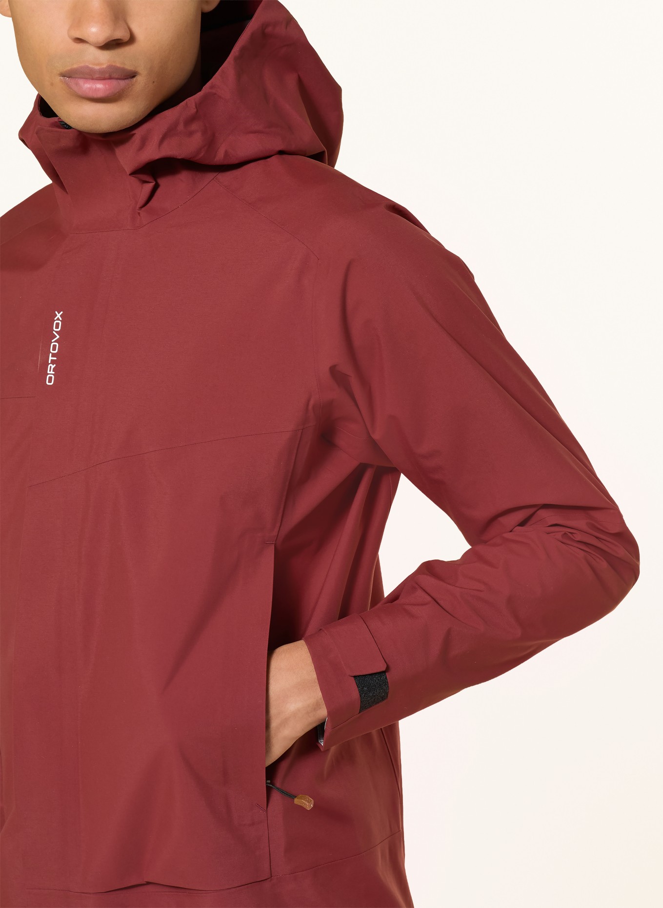 ORTOVOX Hardshell-jas SECEDA 3L: DONKERROOD