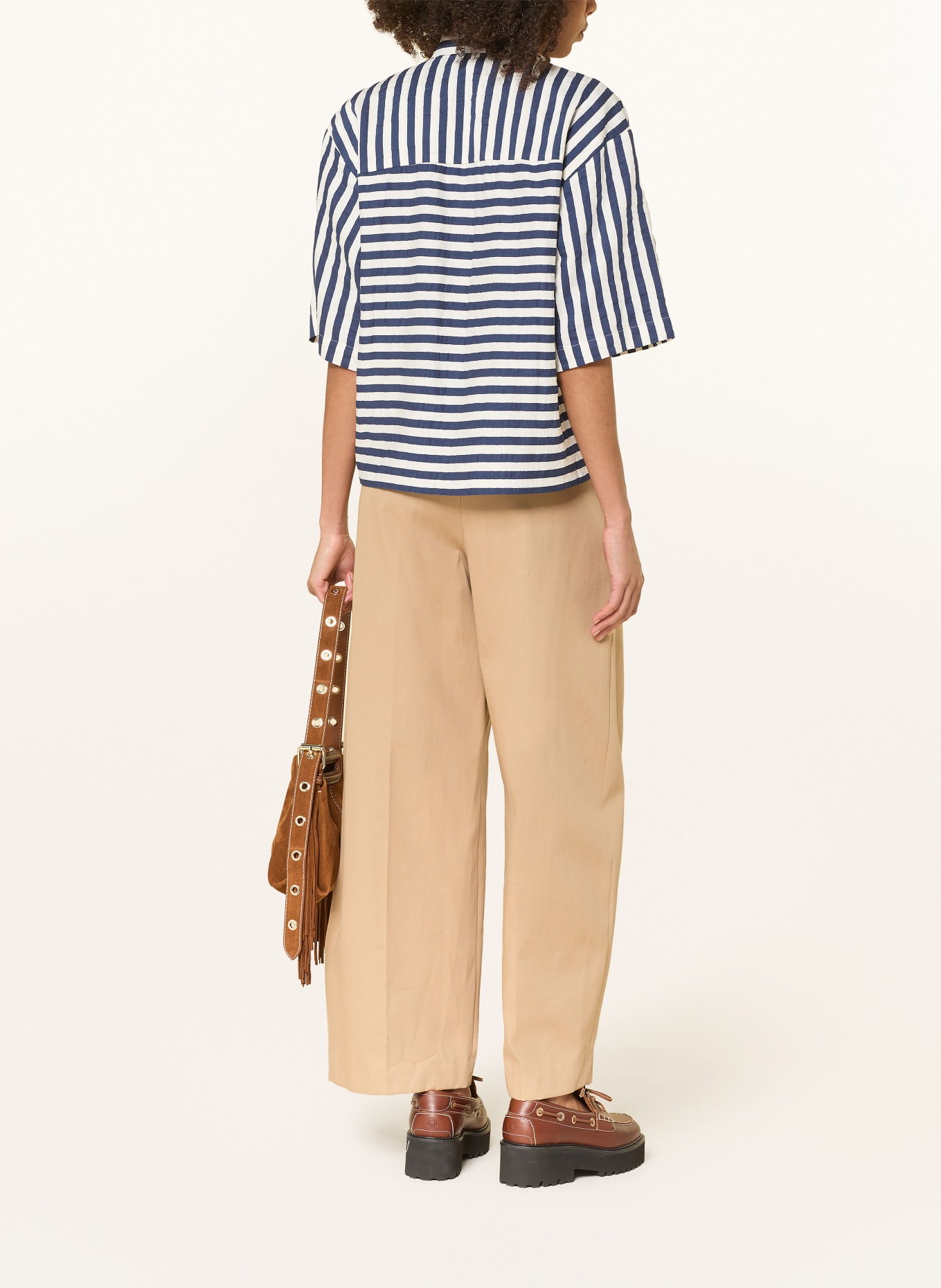 maje Hemdbluse: WEISS / DUNKELBLAU