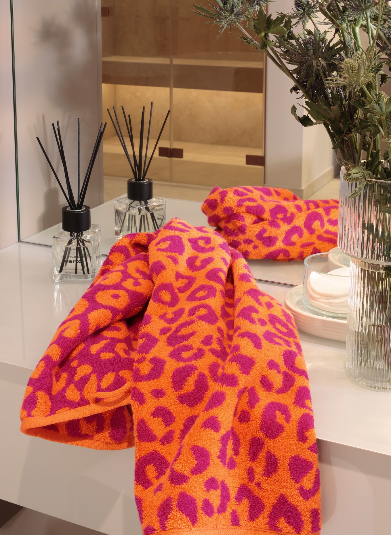 Cawö Douchehanddoek TWO-TONE LEO: ORANJE / ROZE