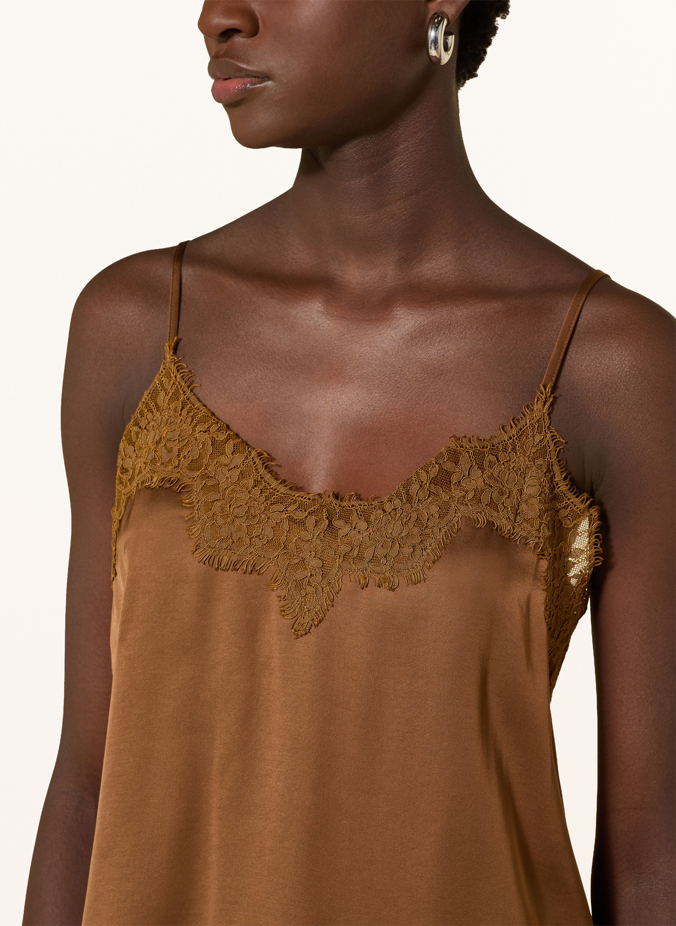 Rich & Royal Satintop mit Spitze: BRAUN