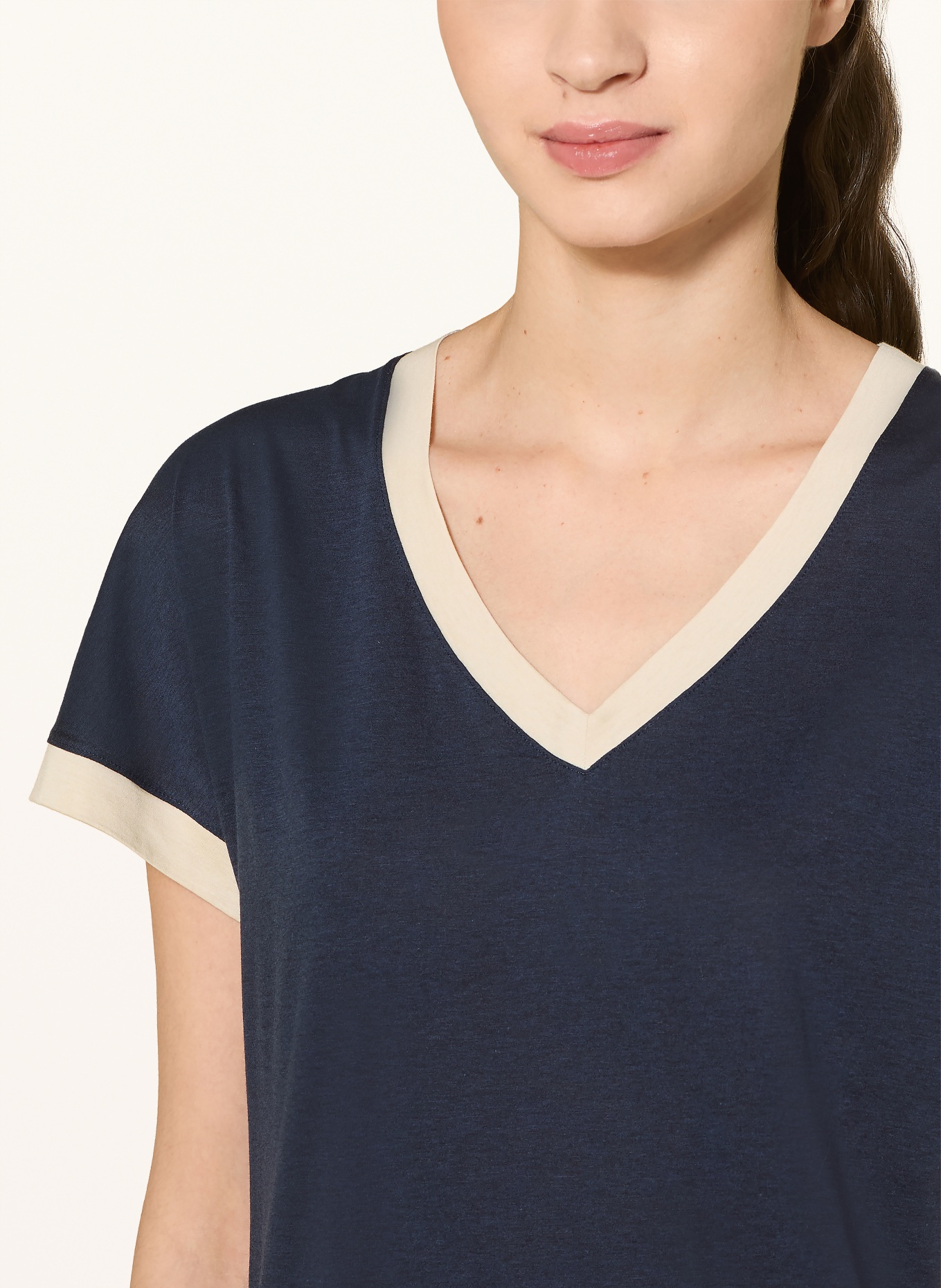 HANRO Nachthemd LAURA: DUNKELBLAU / CREME