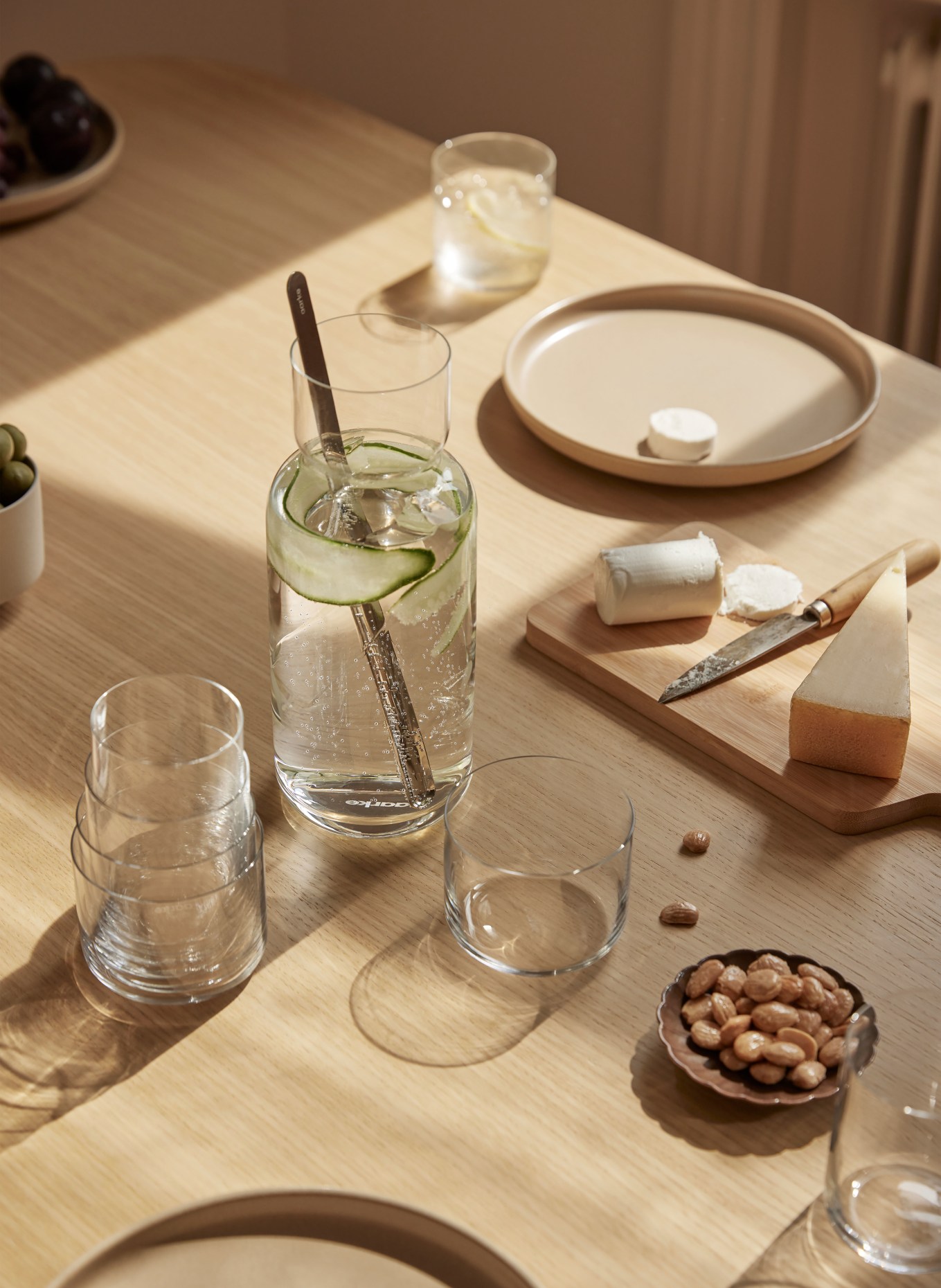 aarke Karaffe NESTING: WEISS