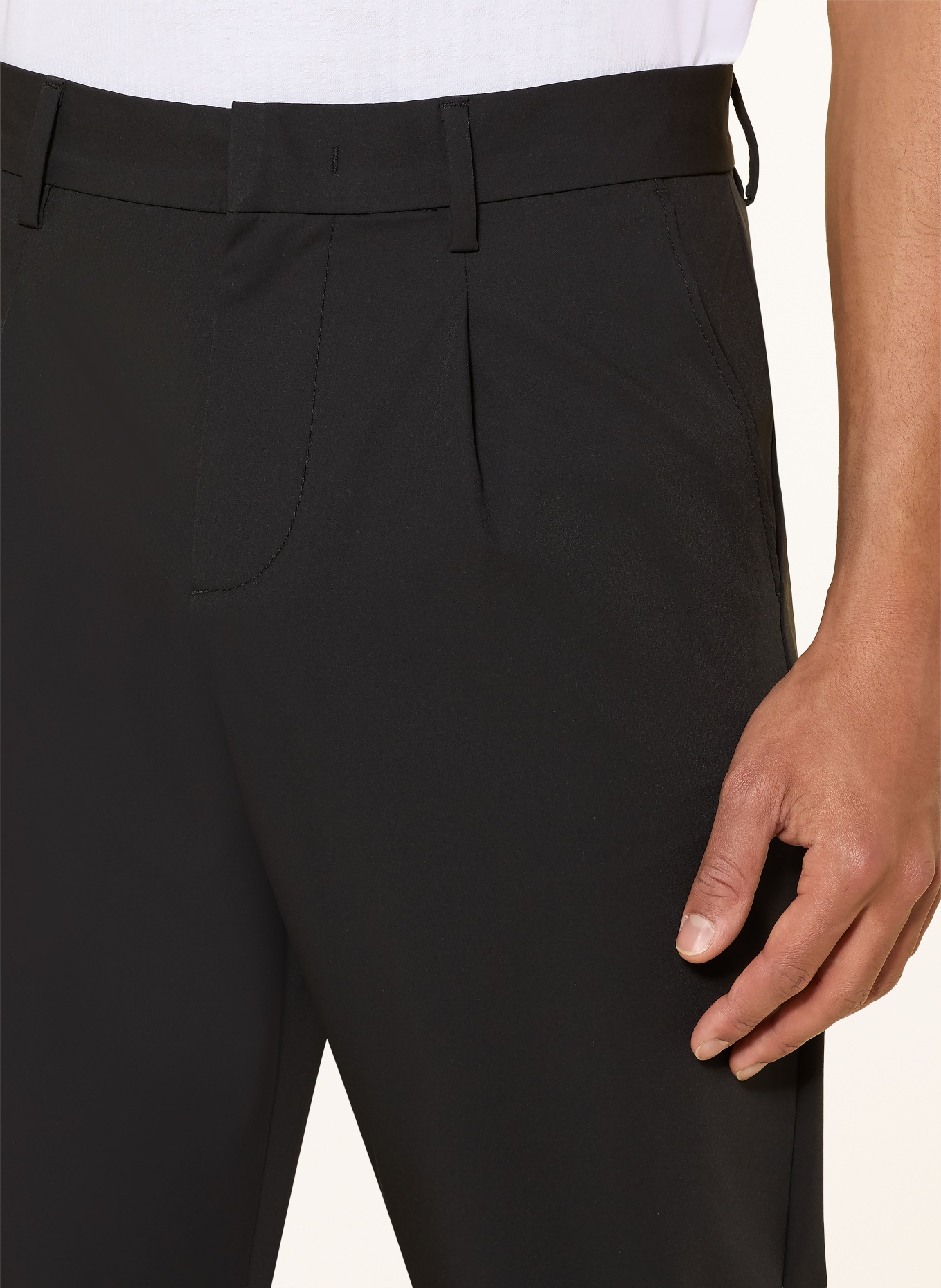 PAUL Chino Regular Fit: SCHWARZ