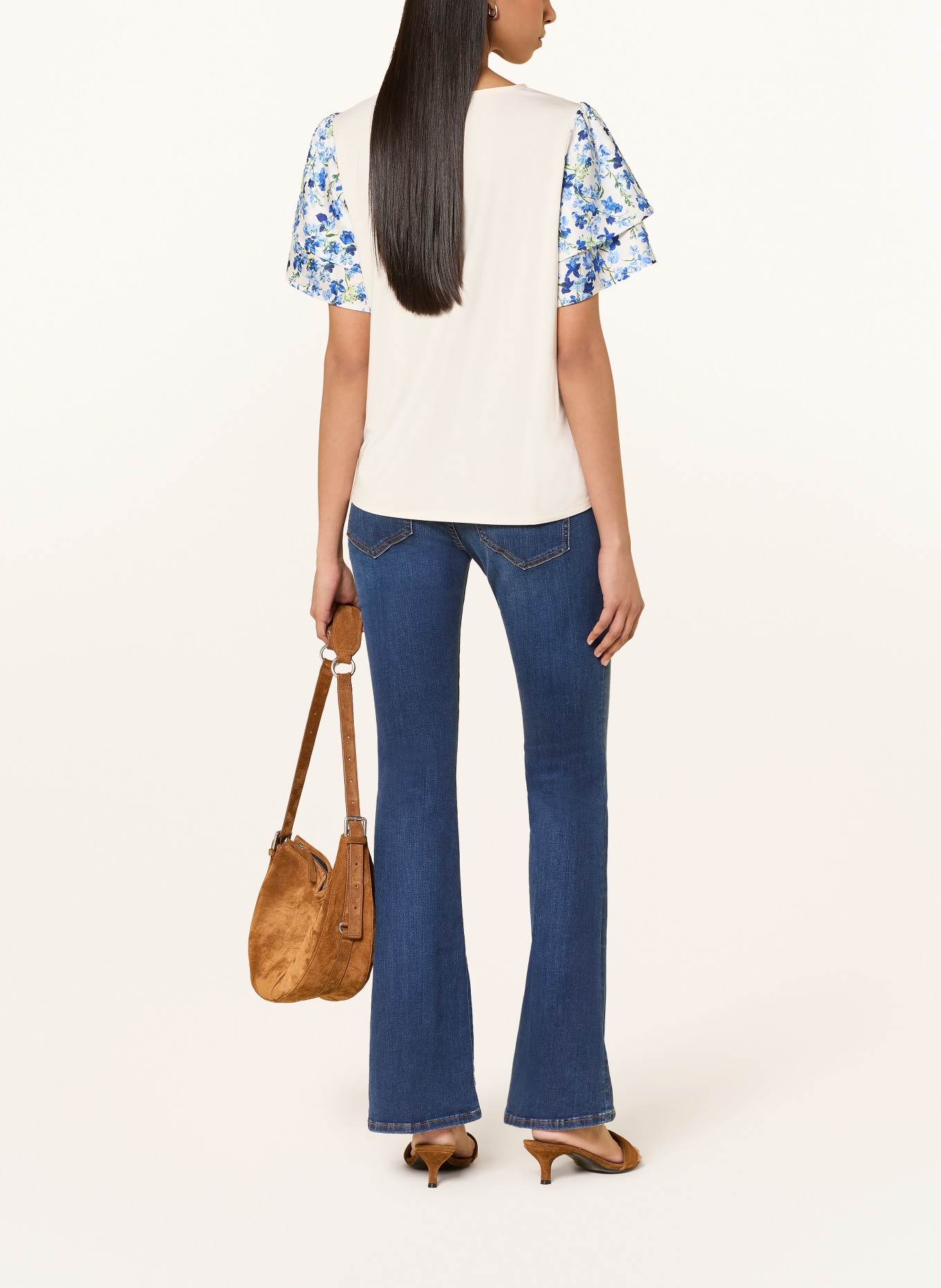 Phase Eight ROWAN-blouse van satijn met volants: ECRU / GROEN / BLAUW