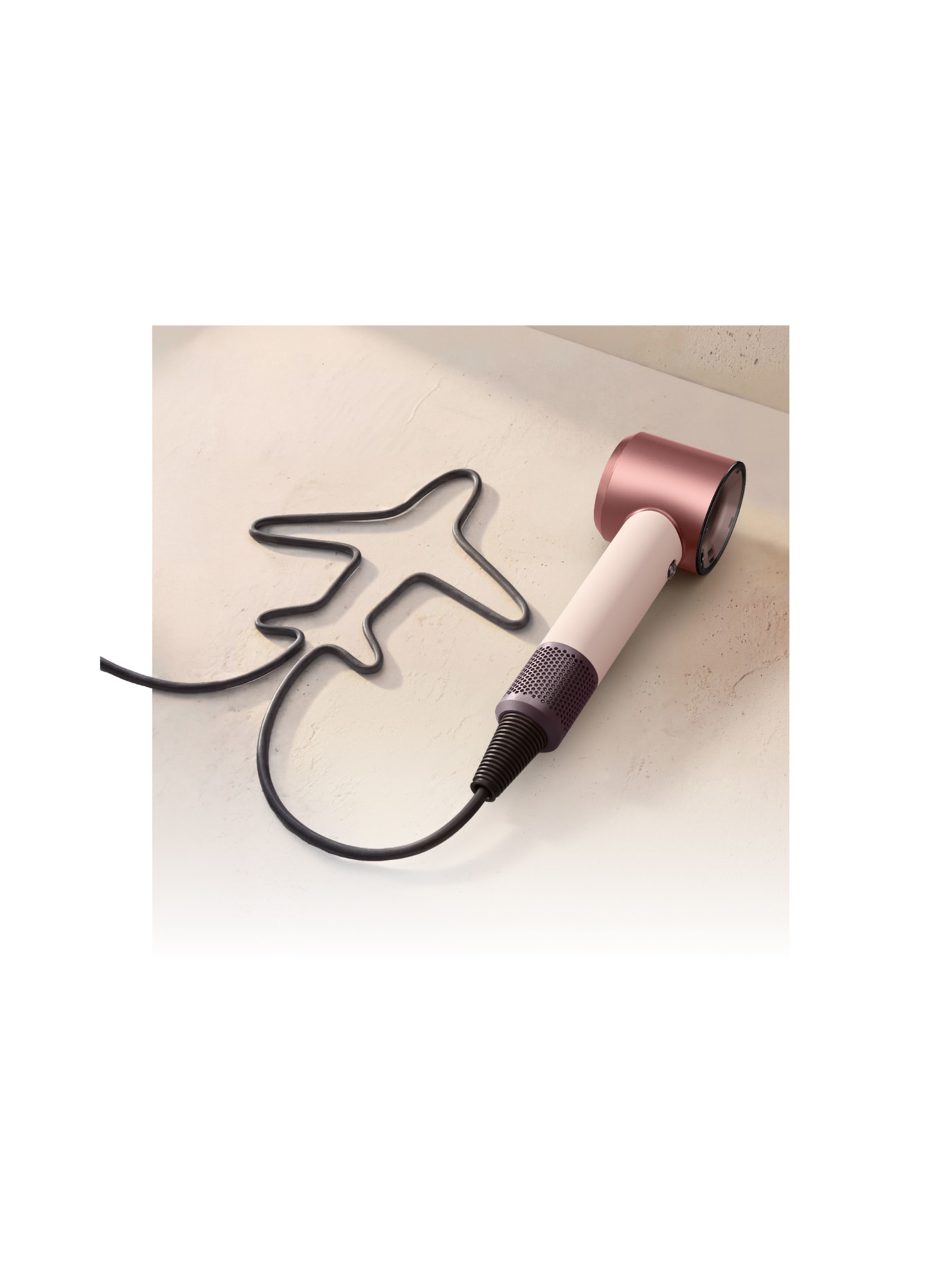 dyson SUPERSONIC TRAVEL™