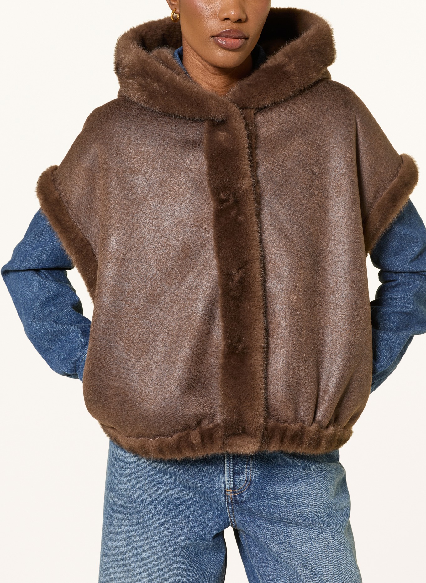 lilienfels Reversible faux fur vest: DARK BROWN