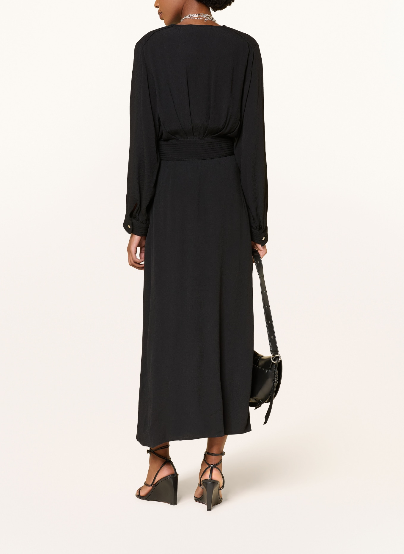 ba&sh Šaty AMBRA: ČERNÁ