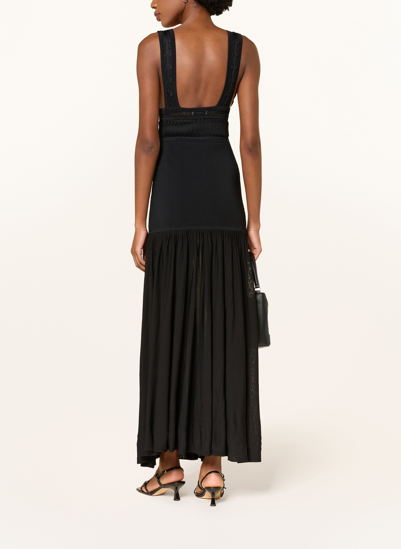 SANDRO Kleid im Materialmix: SCHWARZ