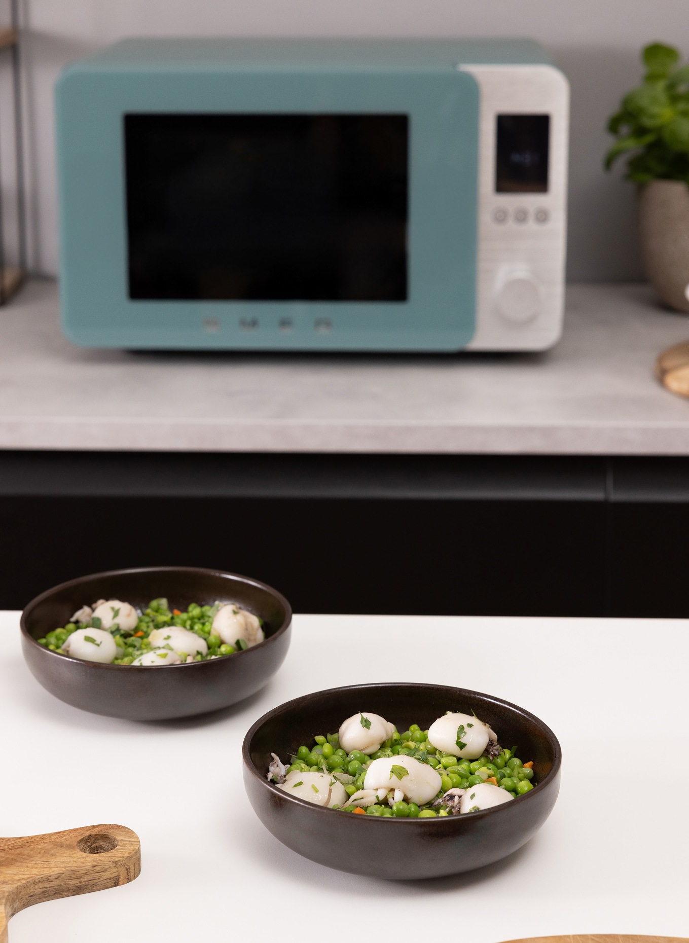 SMEG Mikrowelle MOC02: PETROL