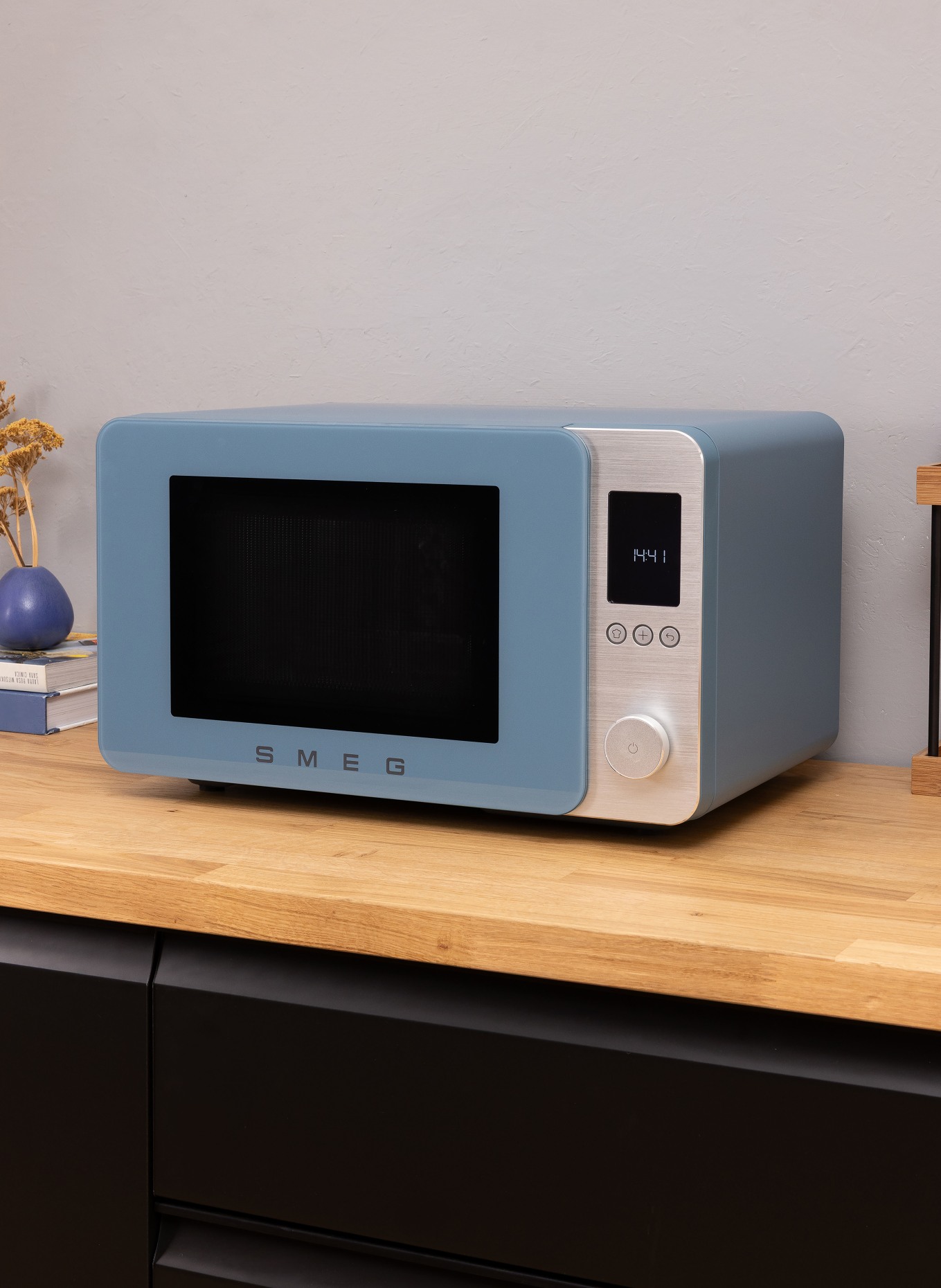 SMEG Mikrowelle MOC02: BLAU