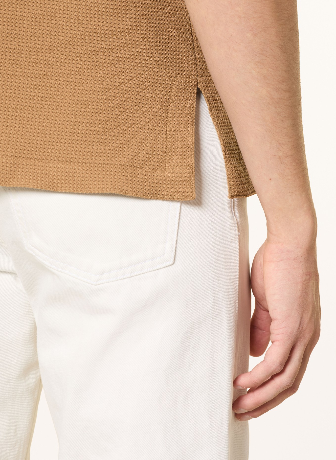 SANDRO Kurzarm-Hemd Slim Fit aus Piqué: COGNAC