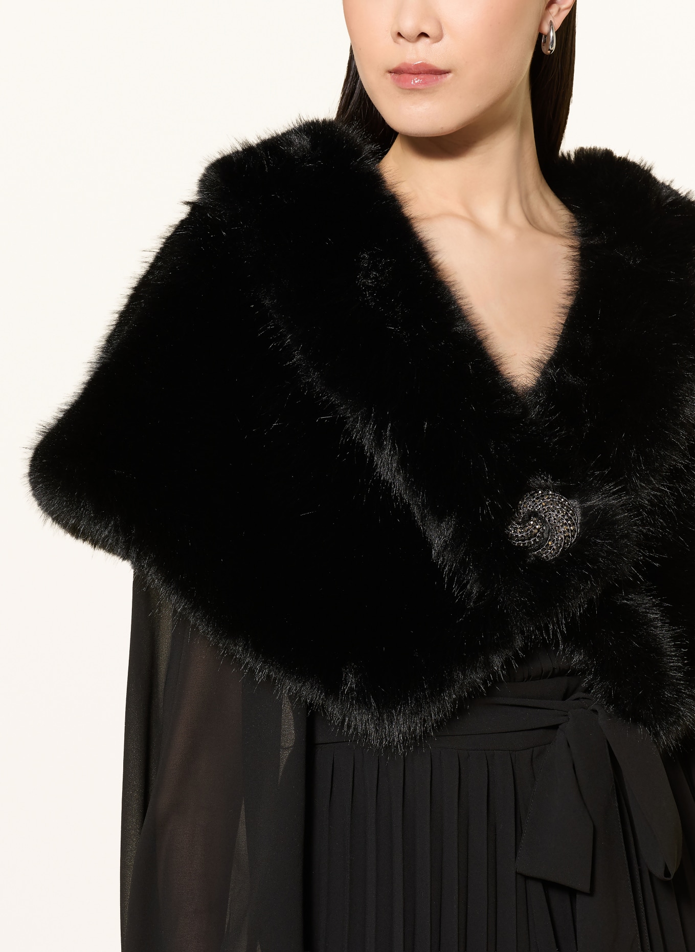 Joseph Ribkoff SIGNATURE Kunstfell-Bolero mit Schmucksteinen: SCHWARZ