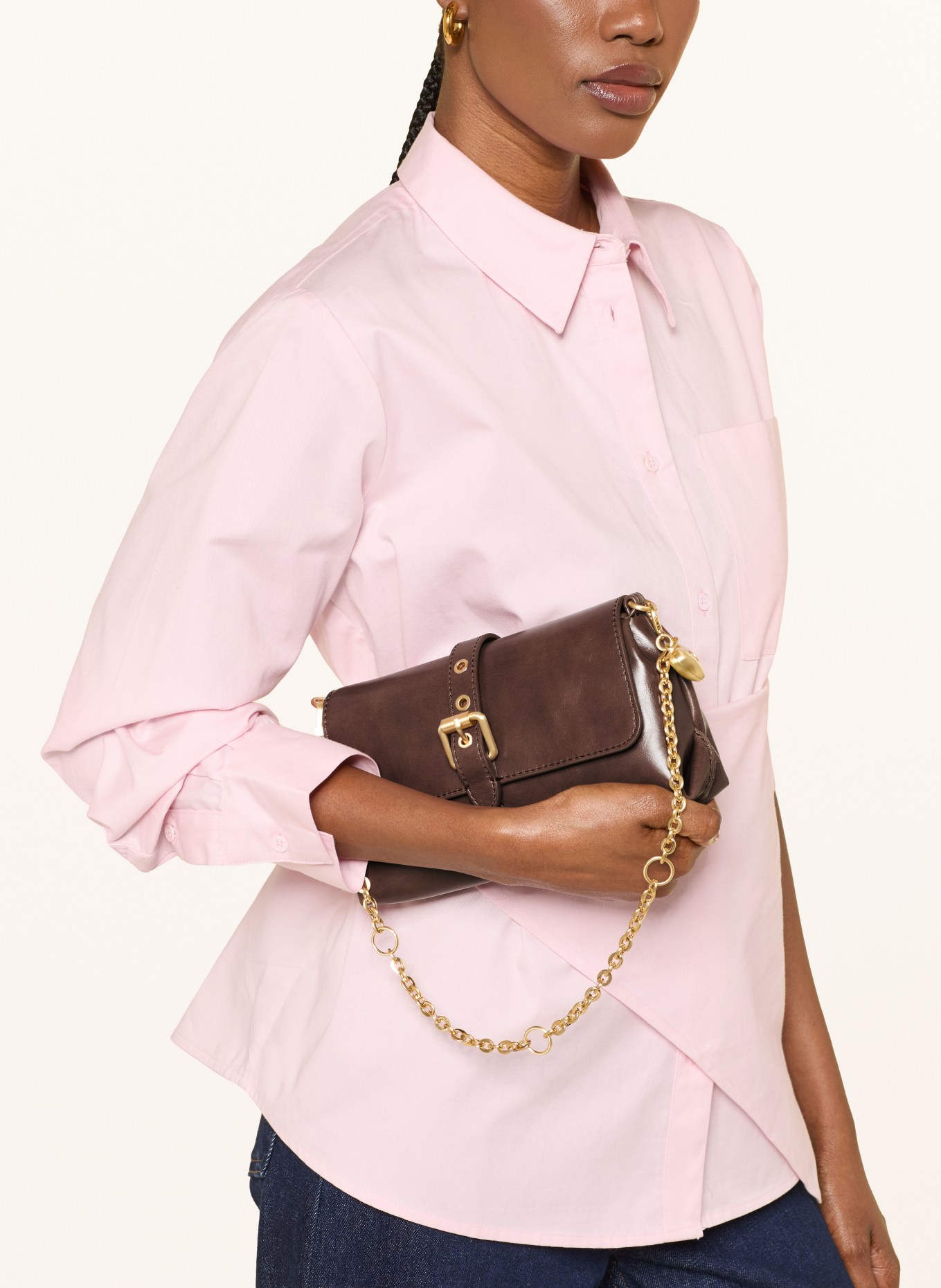 maje Schultertasche: BRAUN / GOLD