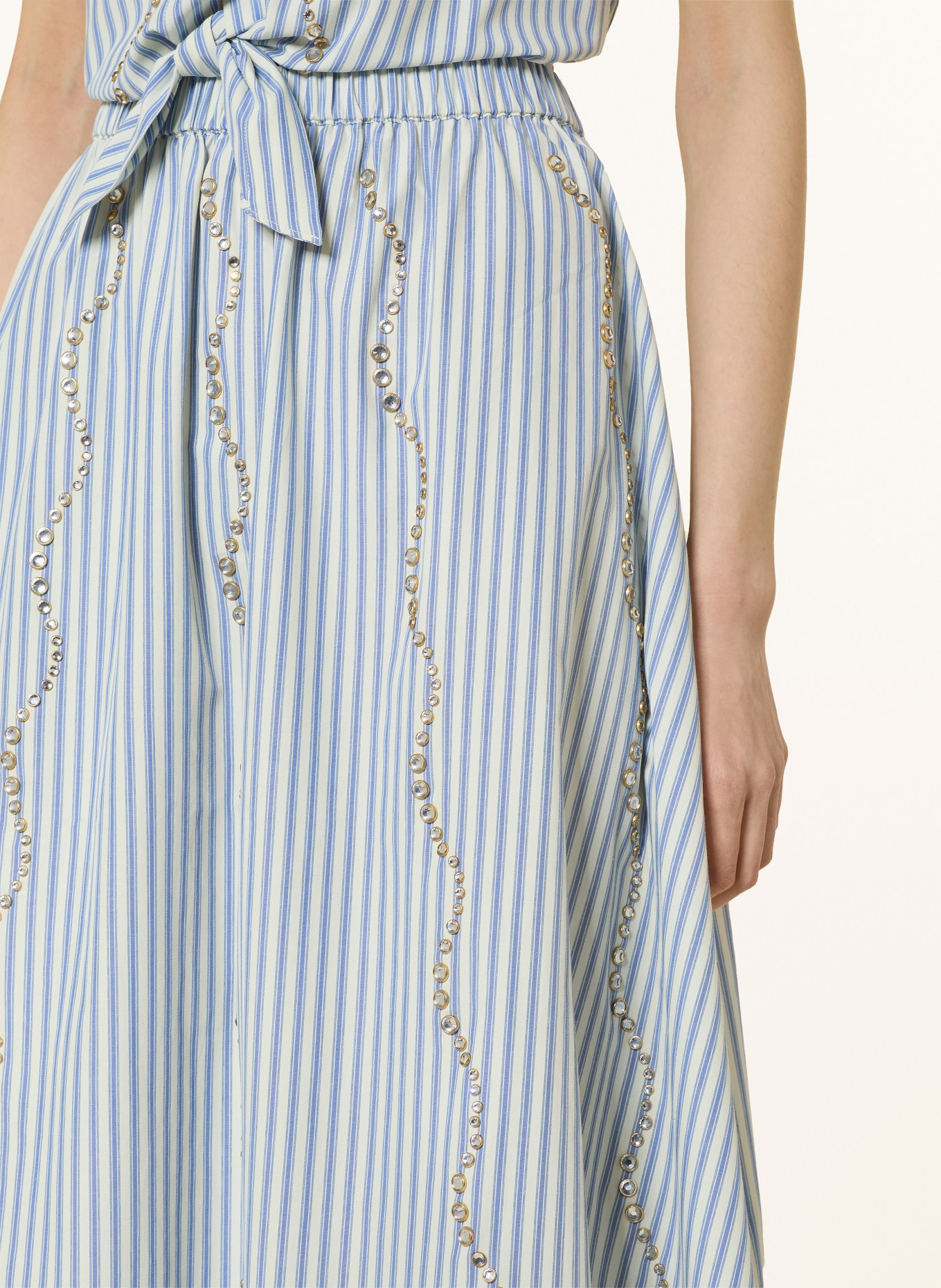 SANDRO Rock mit Schmucksteinen: ECRU / BLAU