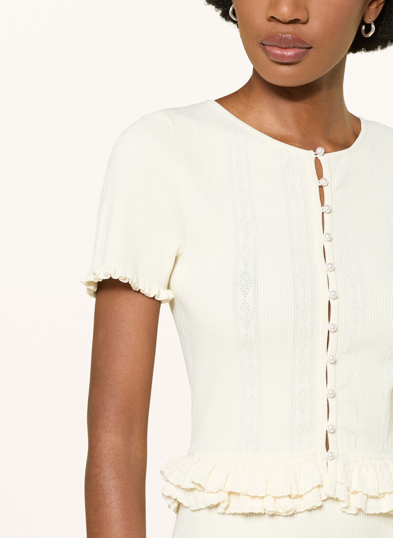 SANDRO Strickjacke mit Rüschen: CREME