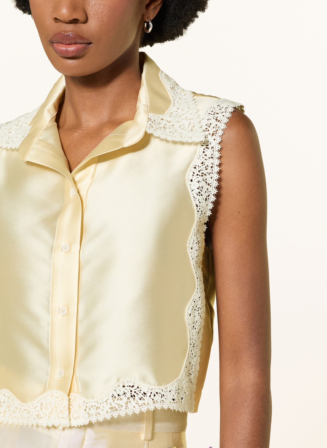 SANDRO Blusentop aus Satin mit Spitze: ECRU