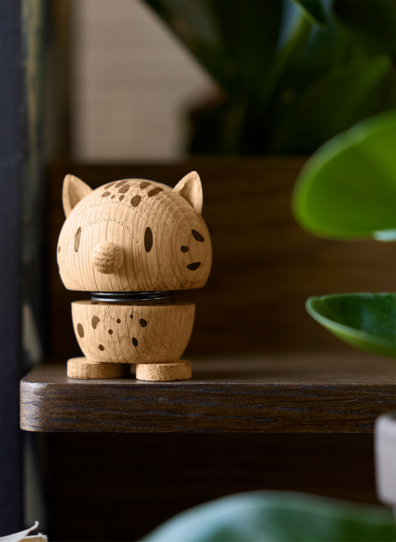 Hoptimist Decoratiefiguur LEOPARD SMALL: LICHTBRUIN / ZWART