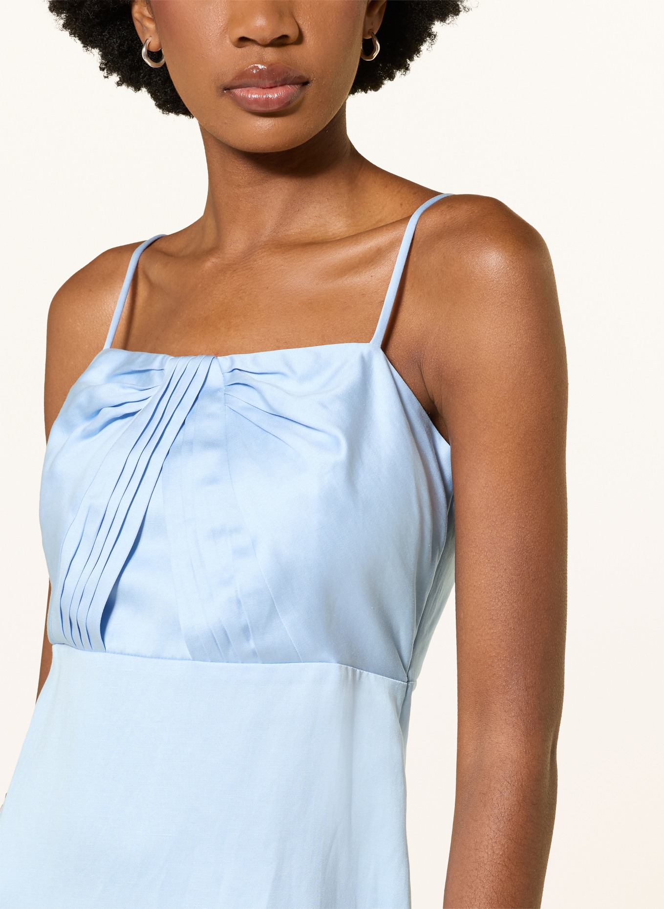 SANDRO Kleid: HELLBLAU