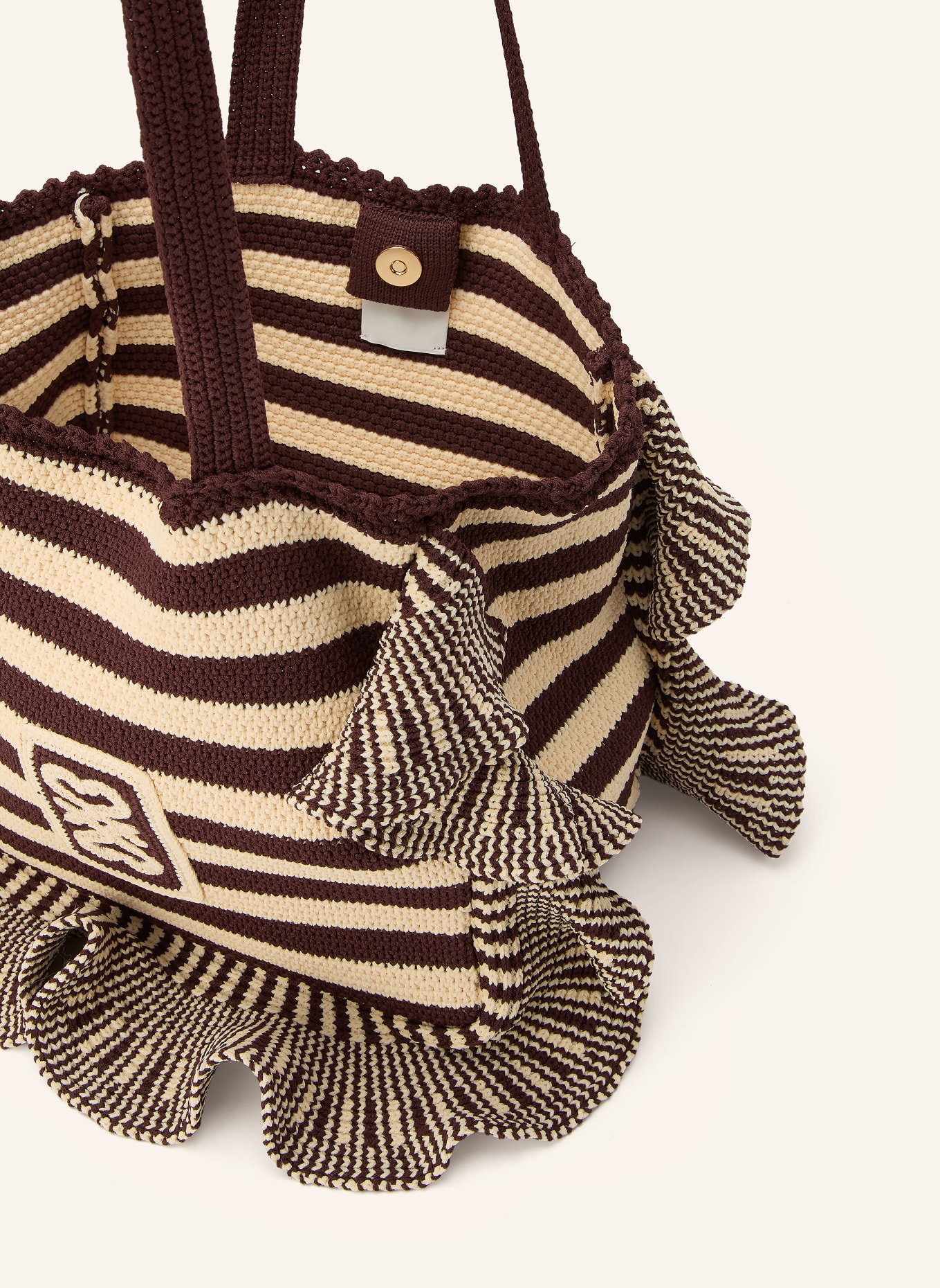 SANDRO Shopper mit Volants: ECRU / DUNKELBRAUN