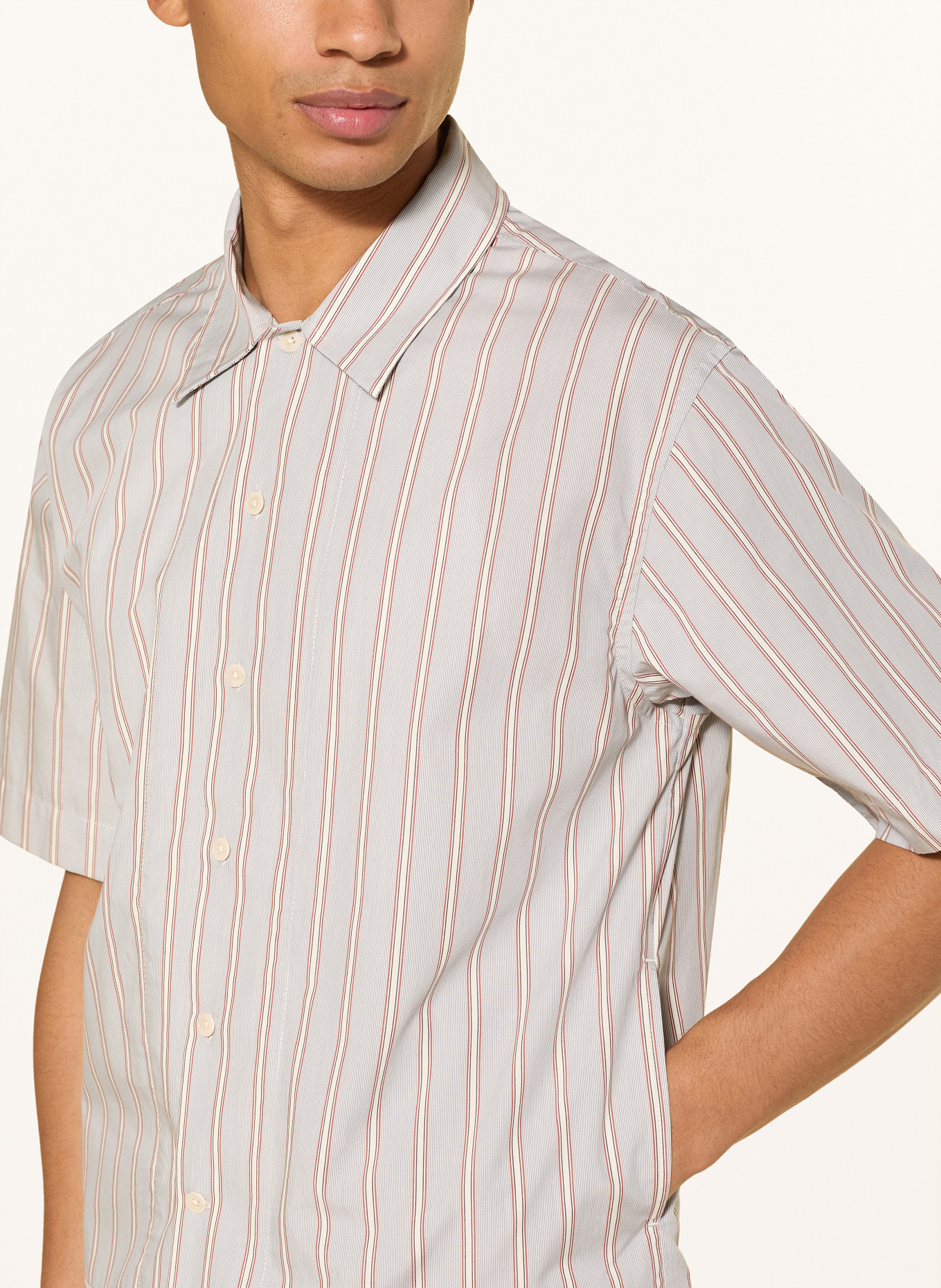 NN.07 Chemise à manches courtes REED Comfort Fit: BLEU / ROUGE / BLANC