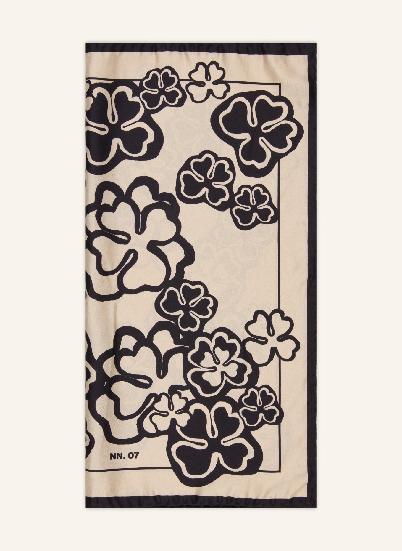 NN.07 foulard en soie: ARGENT / BLEU FONCÉ