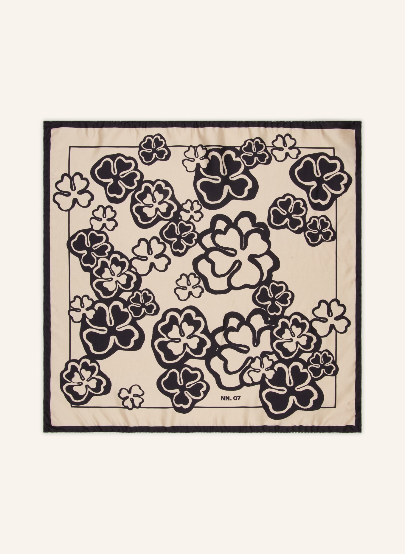 NN.07 foulard en soie: ARGENT / BLEU FONCÉ