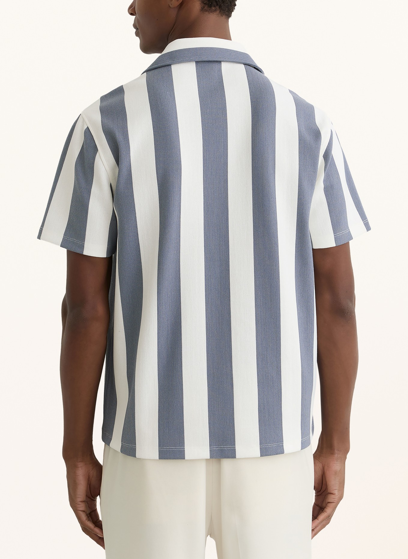 REISS Resorthemd DEXTER Comfort Fit: ECRU / DUNKELBLAU