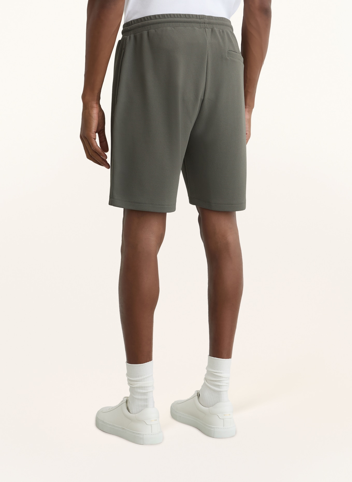 REISS Piqué-Shorts TAVOLLA: KHAKI