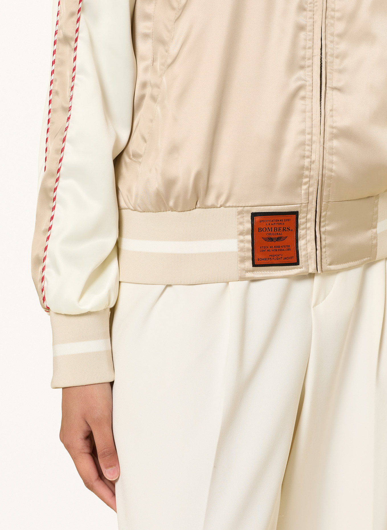 BOMBERS ORIGINAL Satynowa kurtka YOSHINO WOMAN: BEŻOWY / ECRU / CZERWONY