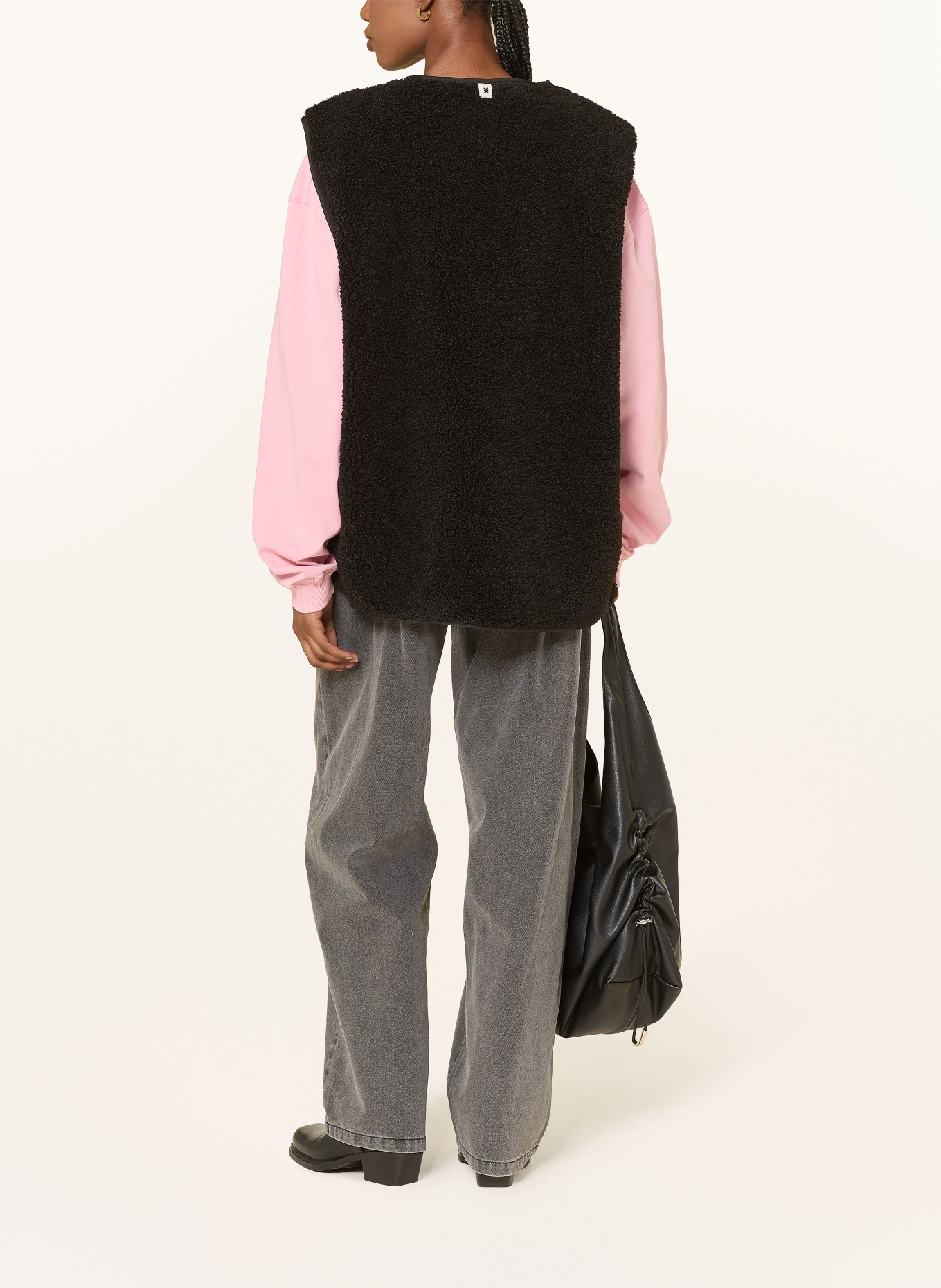 KARO KAUER Oversized teddy fur vest: BLACK