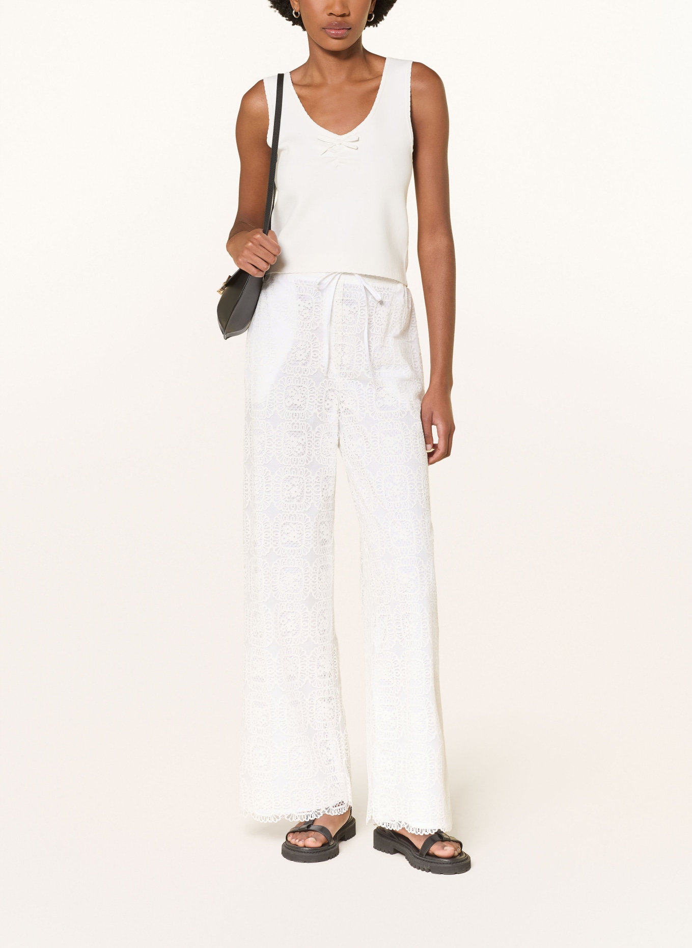 CLAUDIE PIERLOT Spitzenhose: WEISS