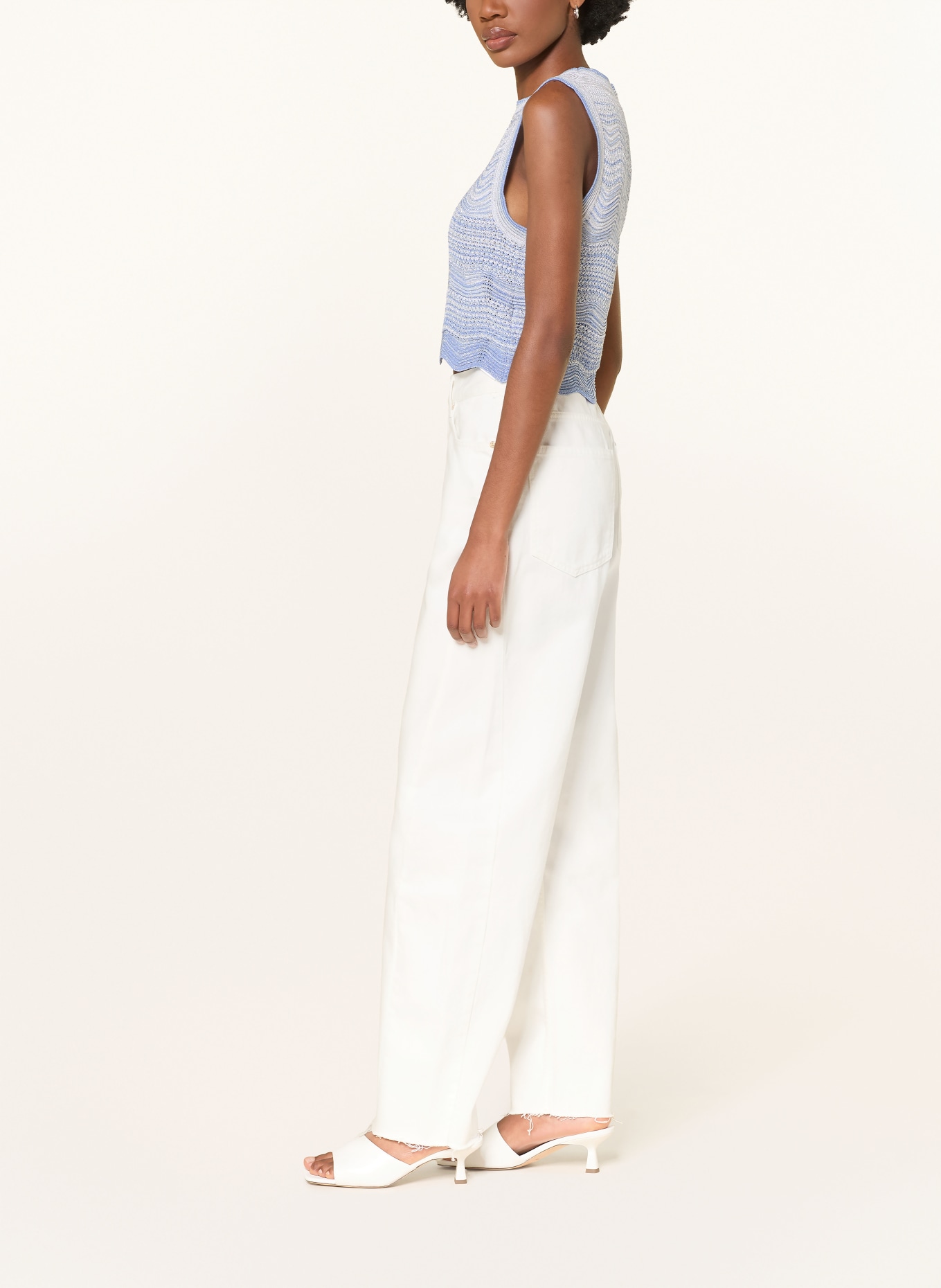 SANDRO Barrel Jeans: 10 WHITE