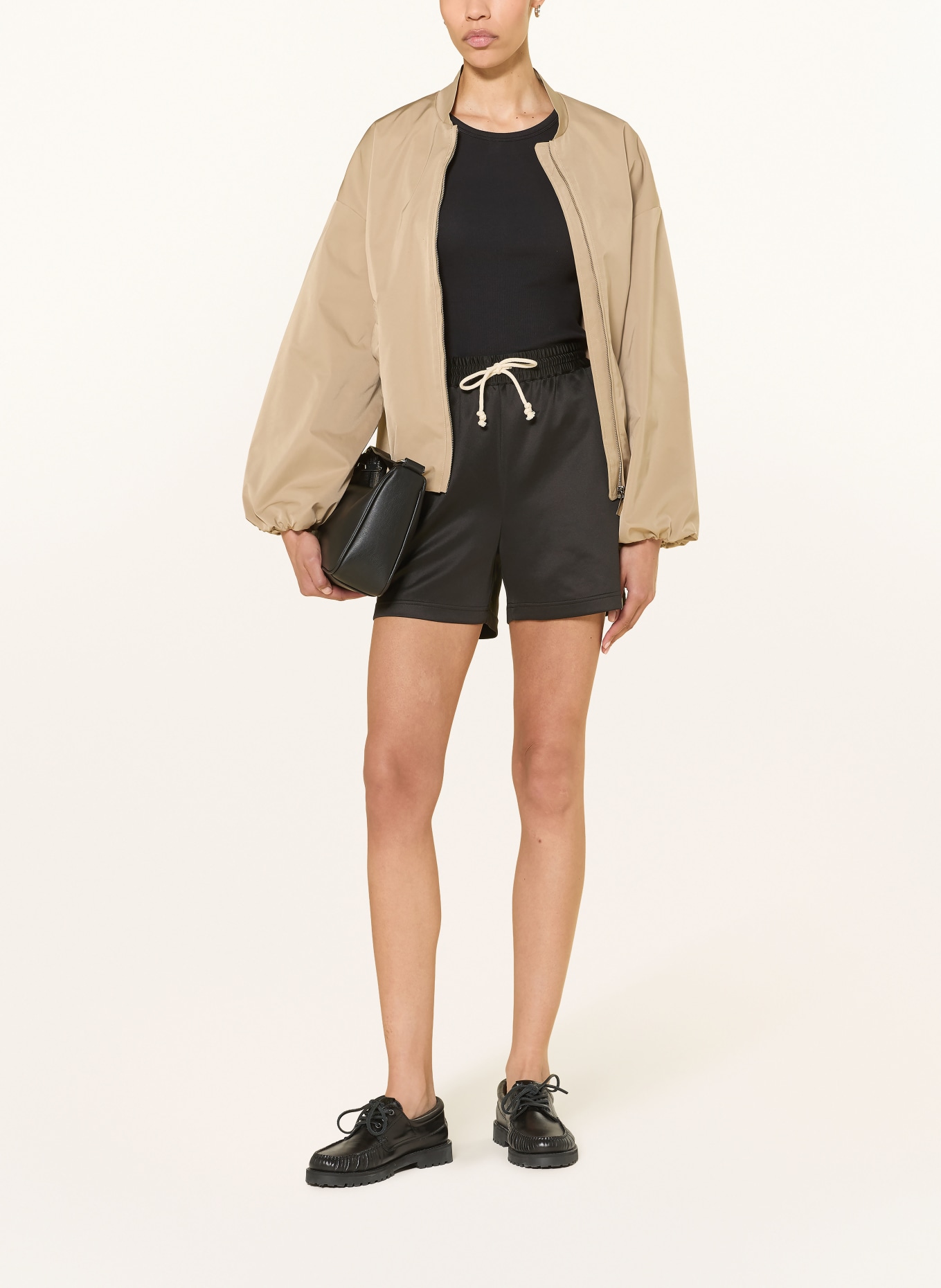 COPENHAGEN STUDIOS Korte broeken: ZWART / WIT