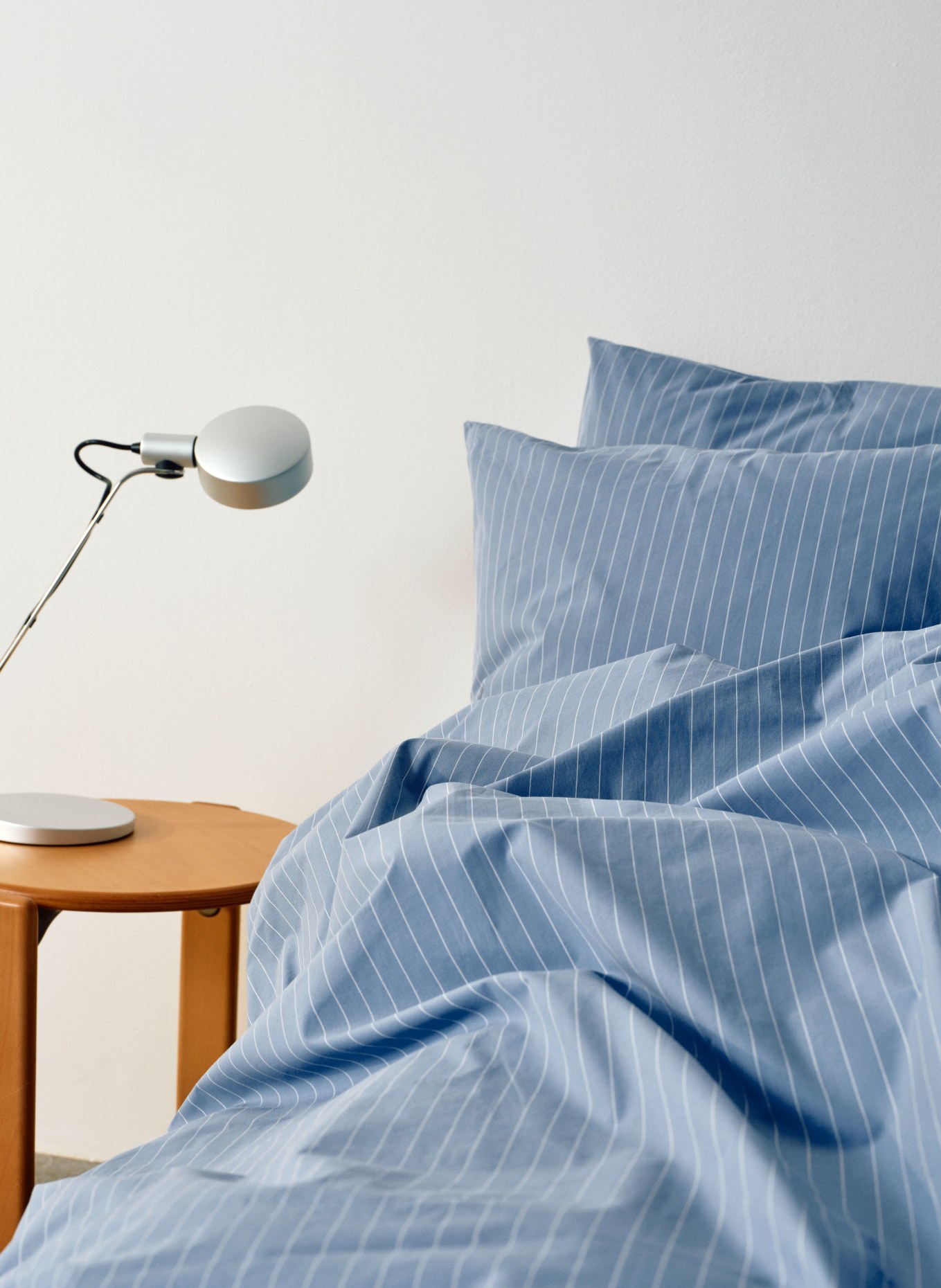 HAY Bettbezug FINELINE: BLAUGRAU / WEISS