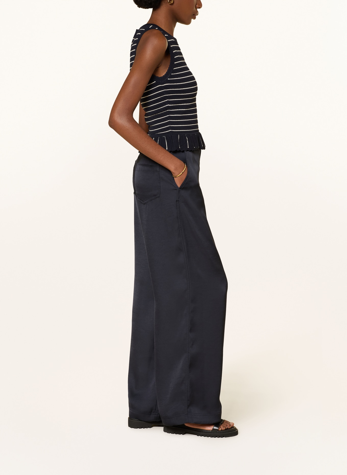 CLAUDIE PIERLOT Marlenehose aus Satin: DUNKELBLAU