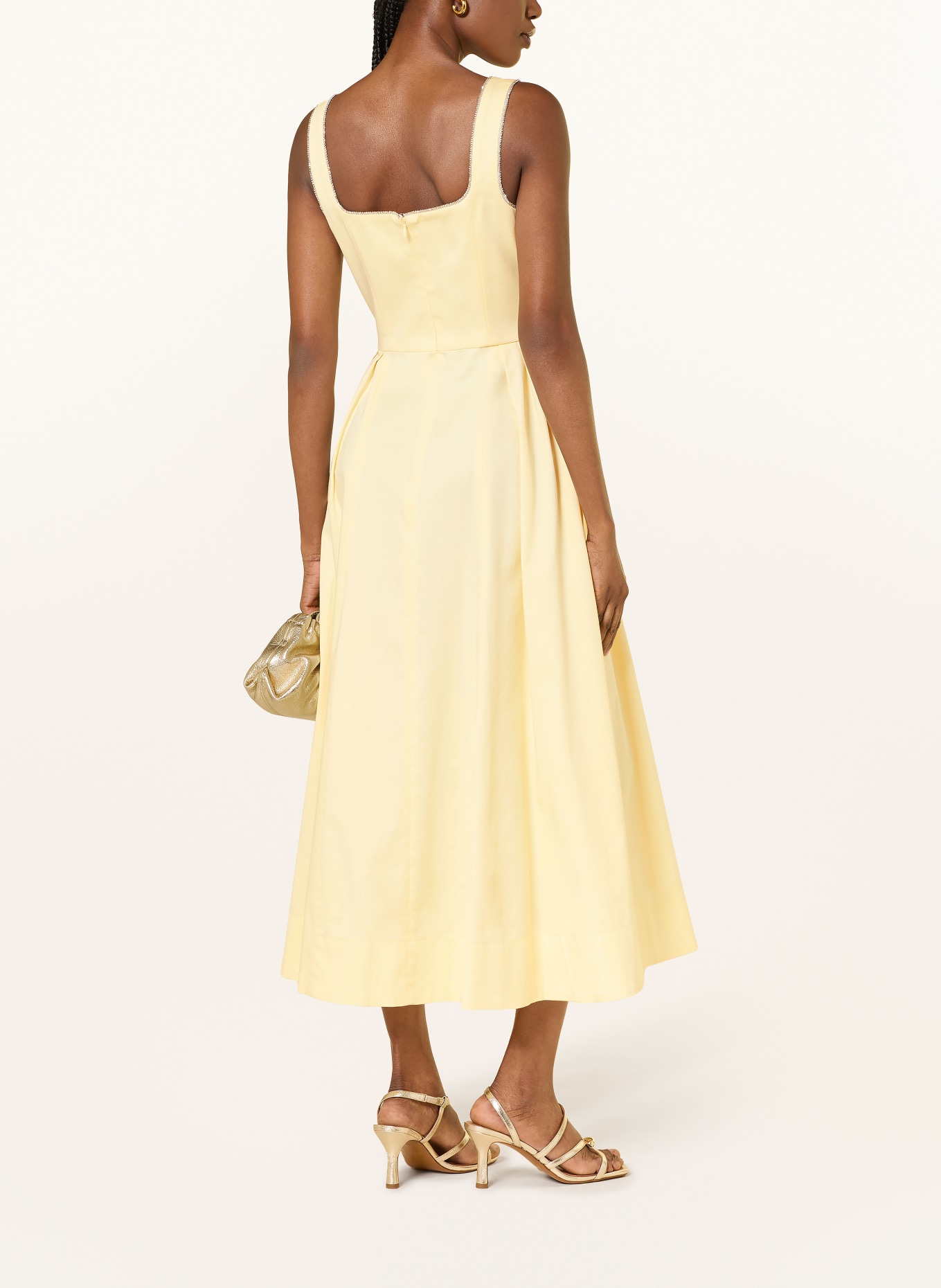 maje Kleid mit Schmucksteinen: HELLGELB