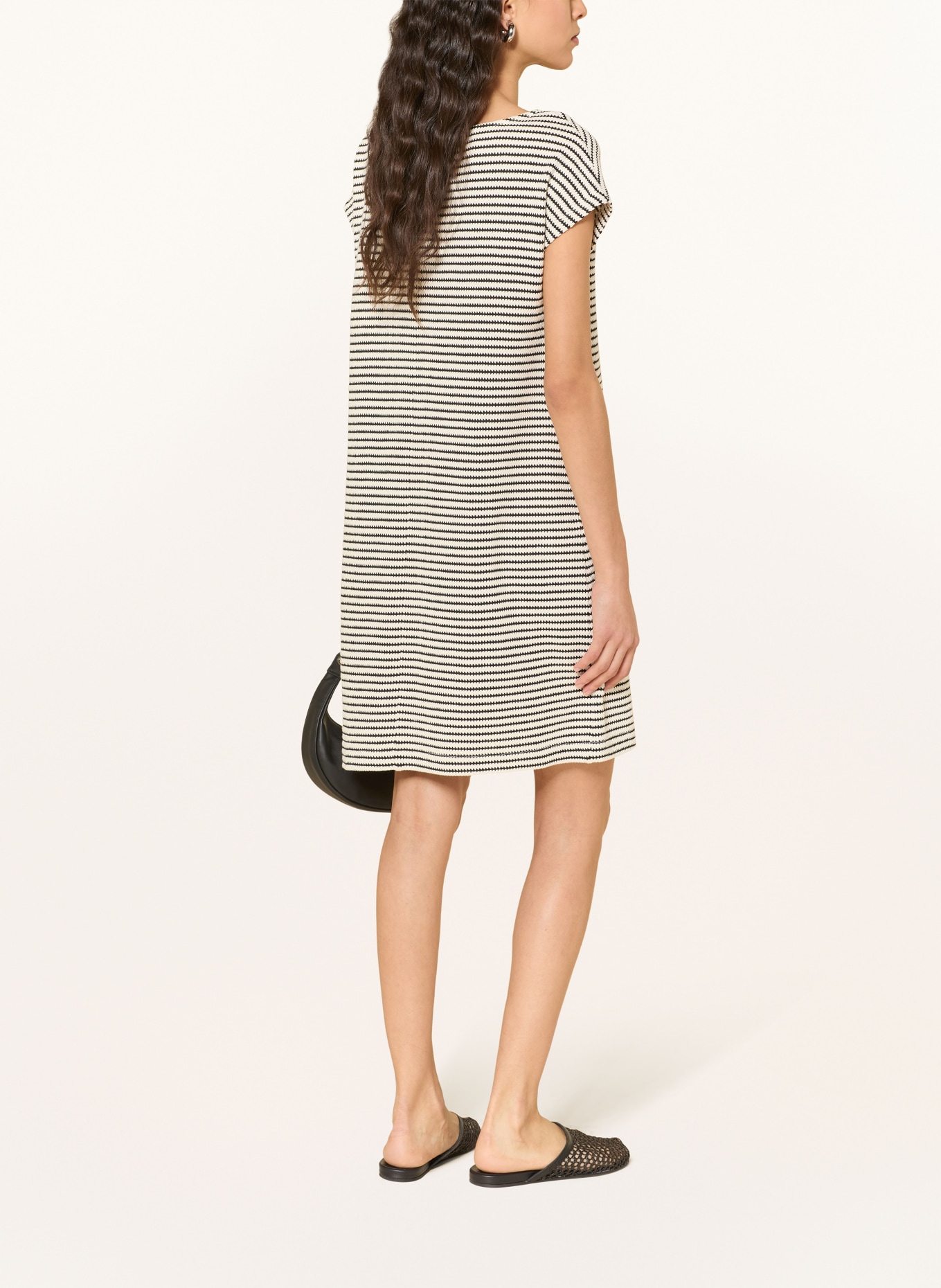 OPUS Gebreide jurk WARUA: WIT / ZWART