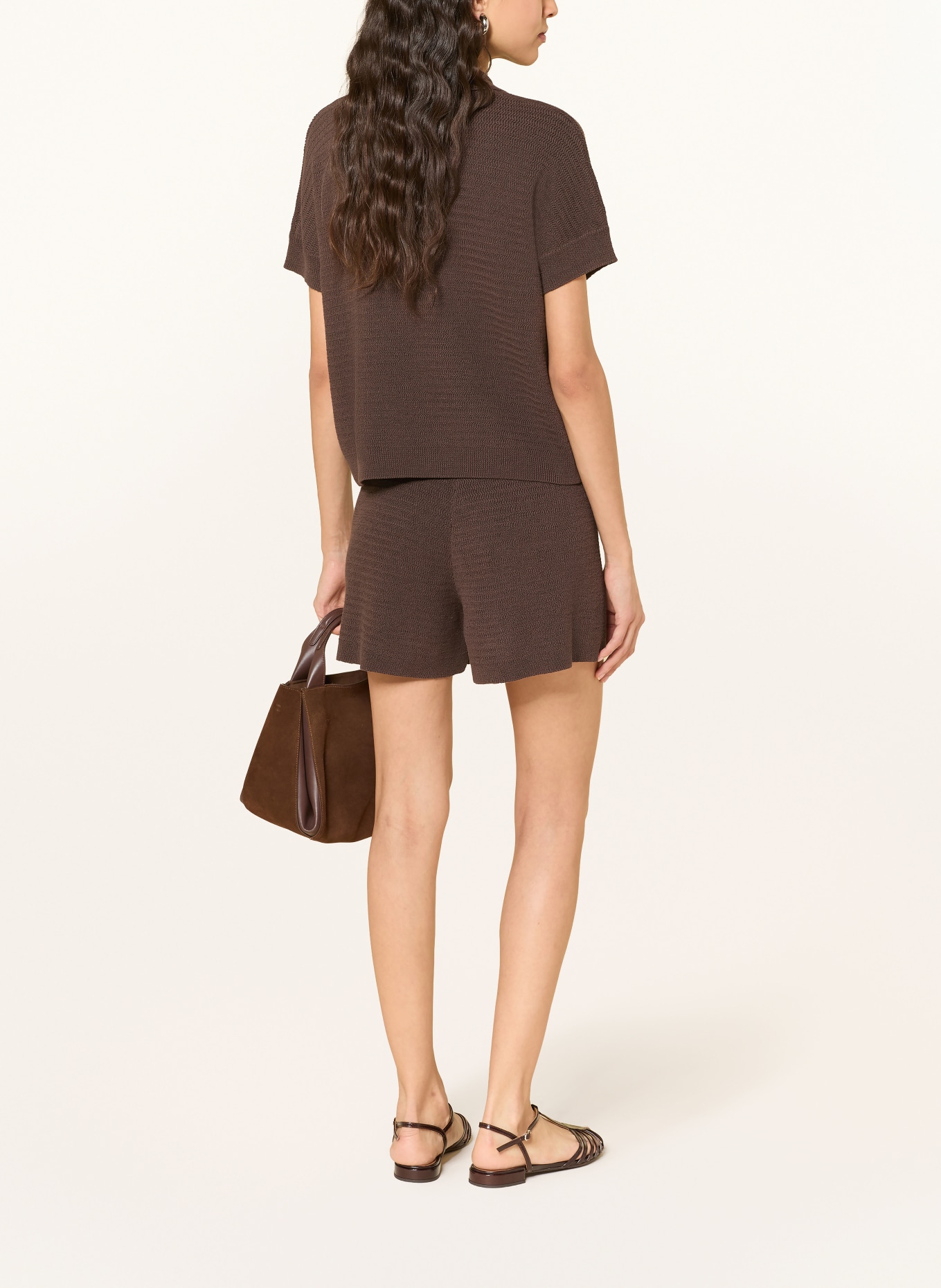 OPUS Gebreide short MAADOW: MARRON FONCÉ