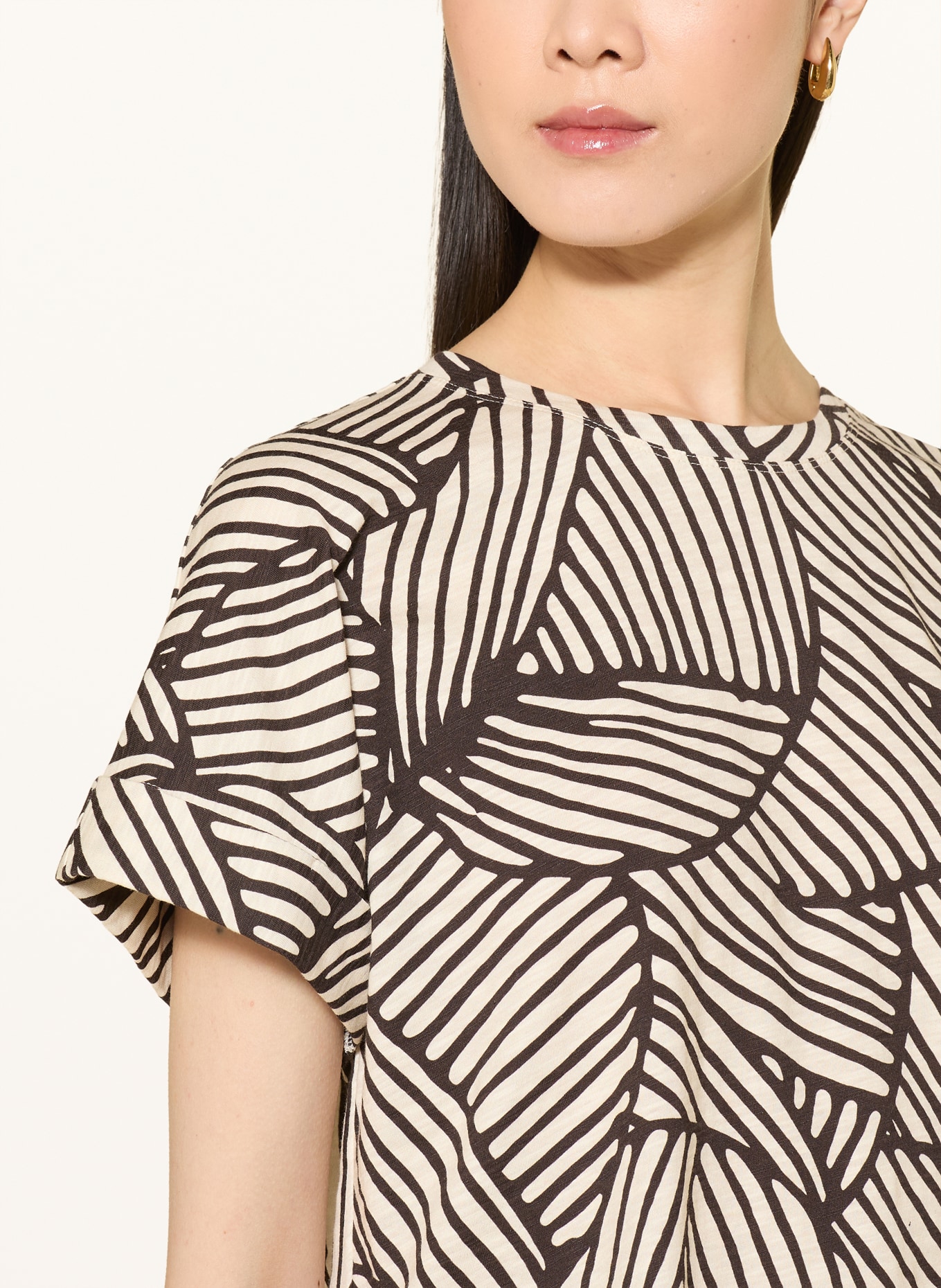 OPUS SOPRINTI T-Shirt: CREAM / DARK BROWN