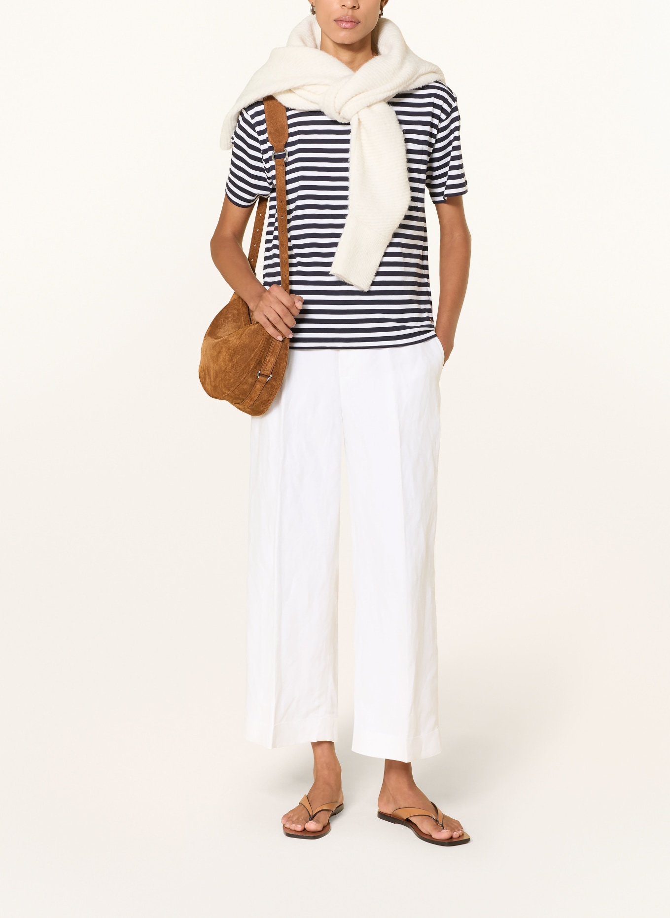 monari T-shirt: DARK BLUE / WHITE