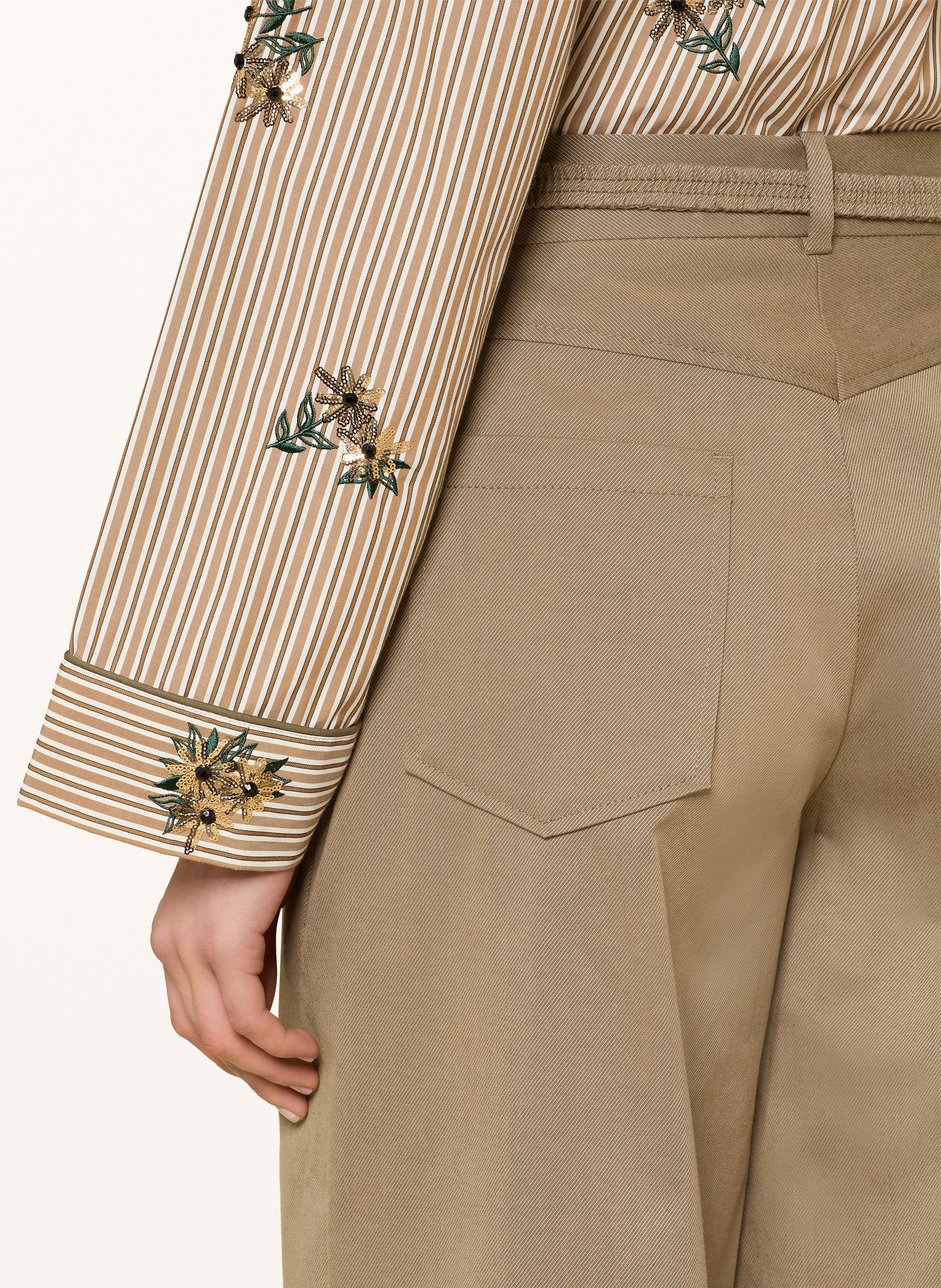 SANDRO Spodnie: BEŻOWY